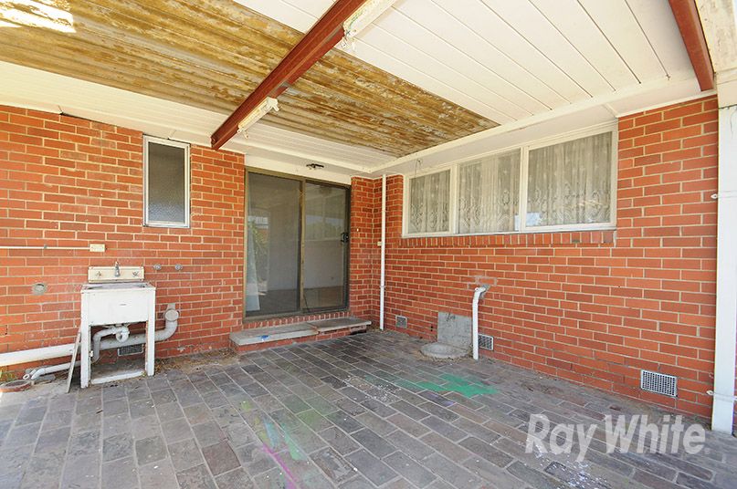 5 Burraneer Drive, Keysborough, VIC 3173