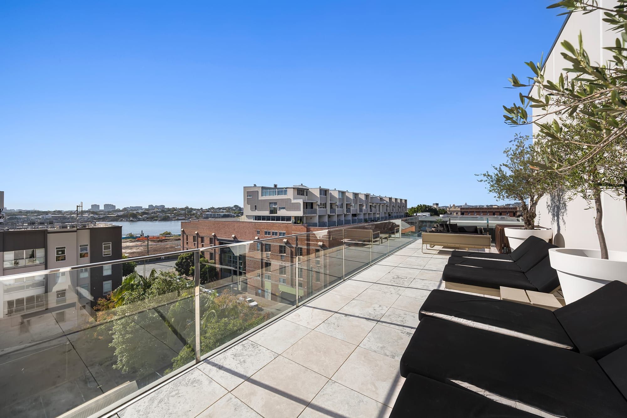 810/38 Helen Street — photo 18 of 25