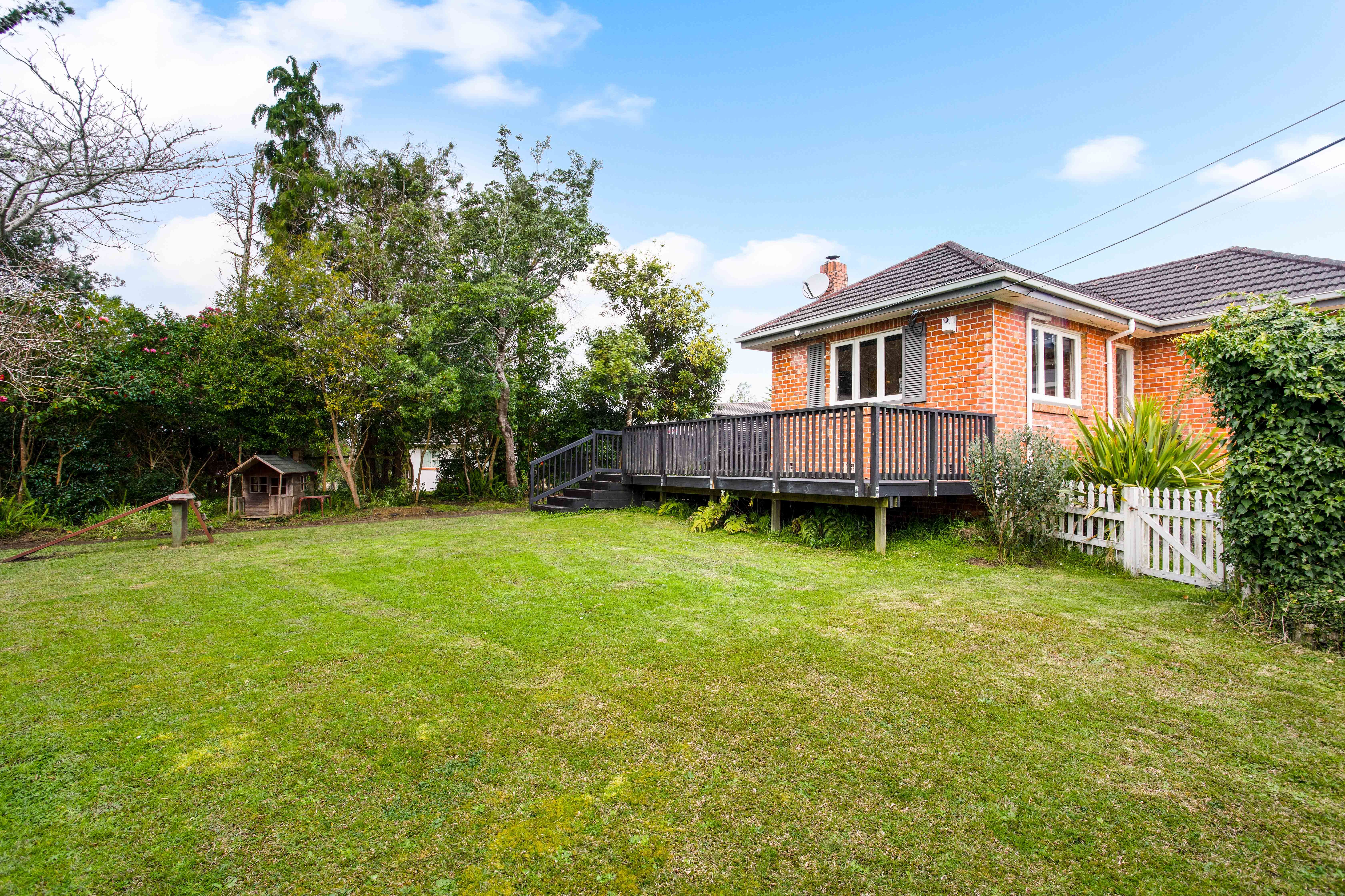 4 Konini Road, Titirangi, Waitakere City