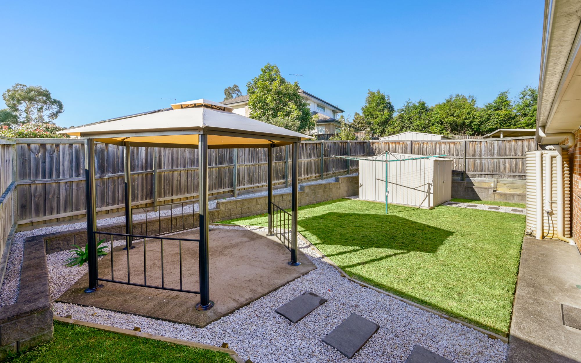 8 Macedon Street, Minto, NSW 2566