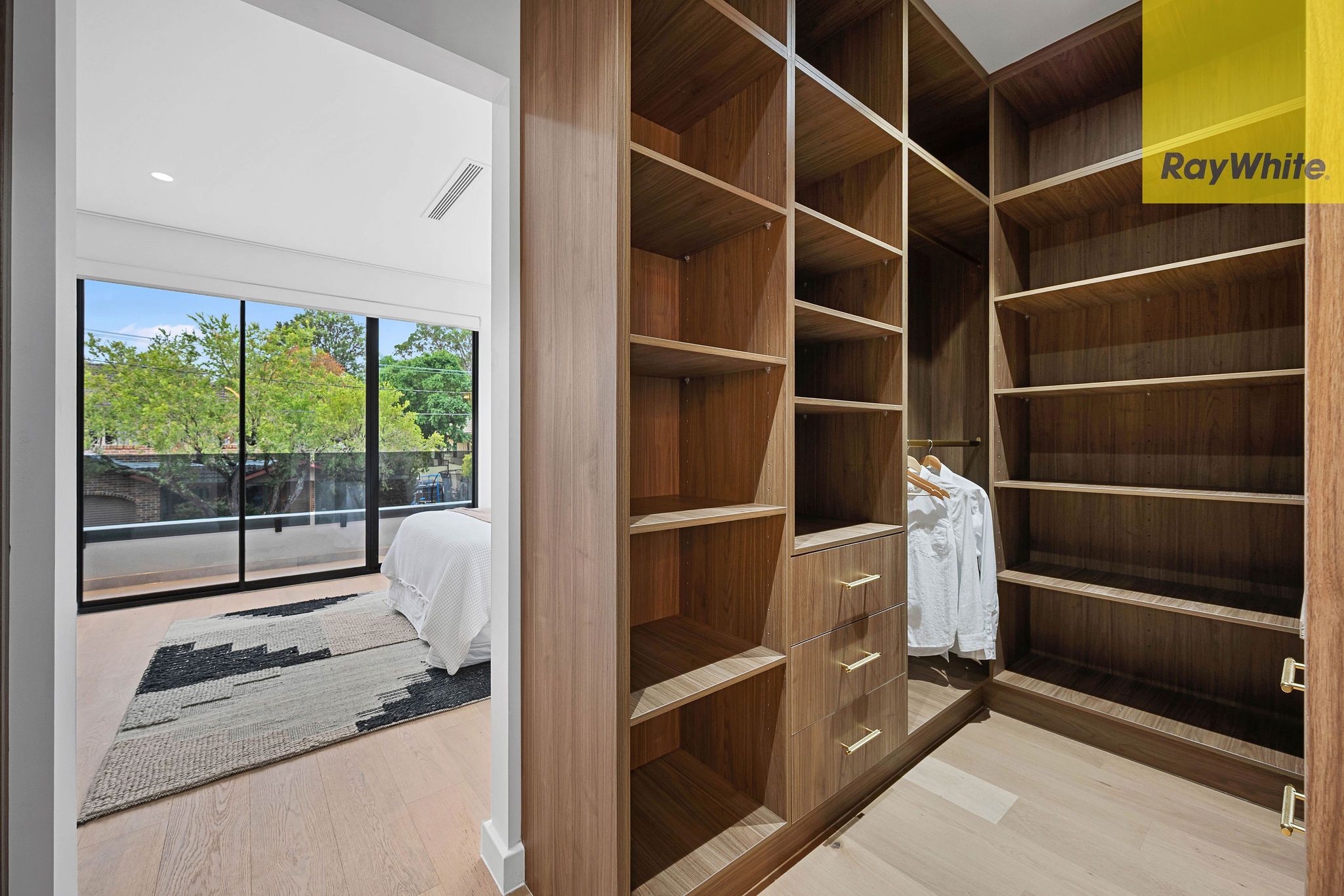 11 Thorn Street — photo 12 of 22
