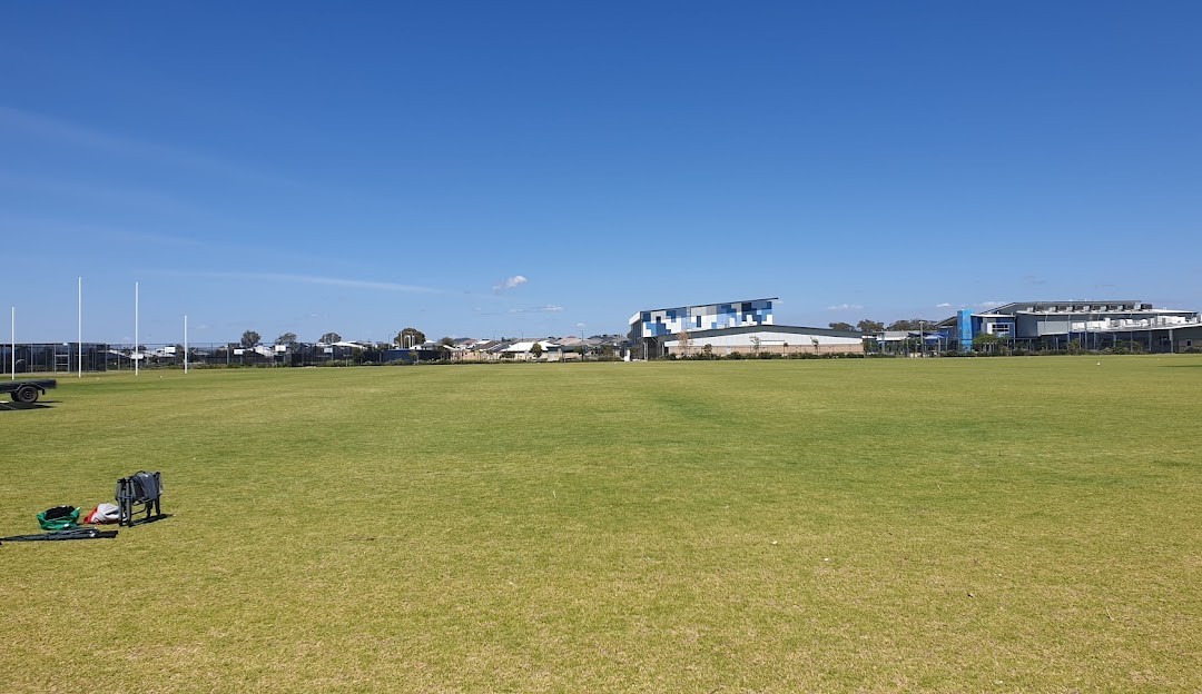 4 Oxley Street, Lakelands, WA 6180