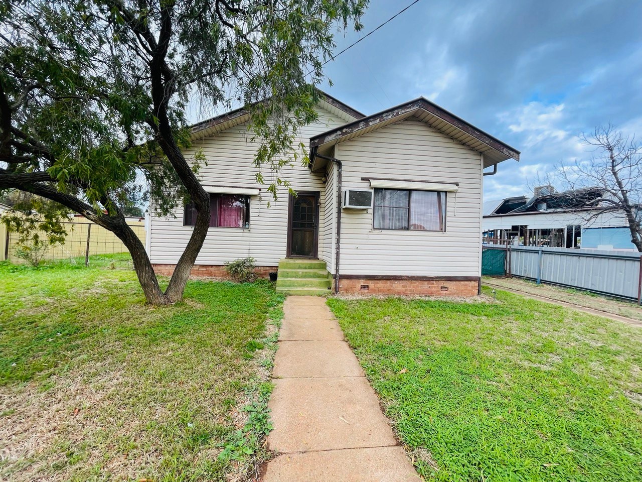 37 Melrose Street, Condobolin, NSW 2877