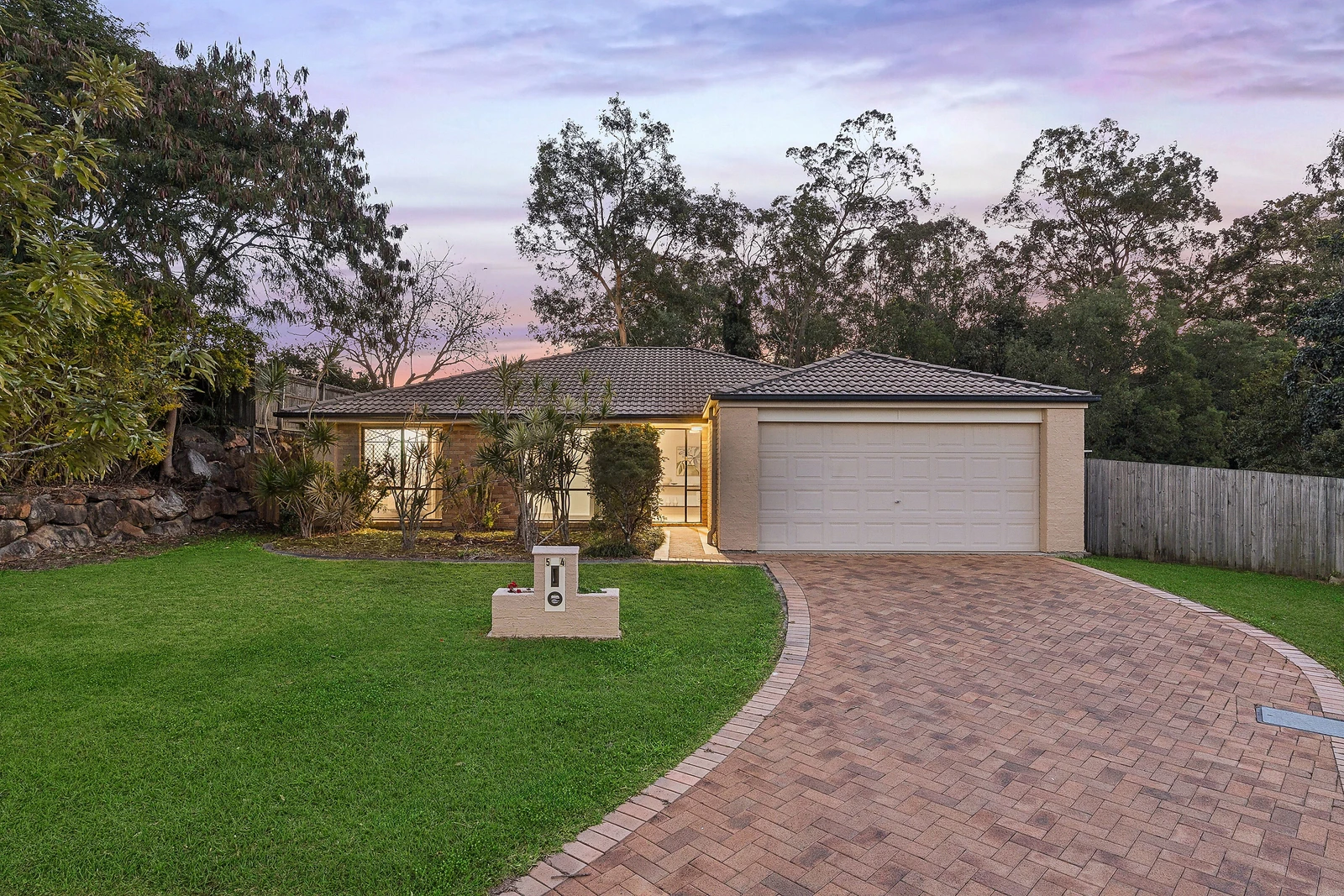 54 Wyellan Place, Upper Kedron, QLD 4055