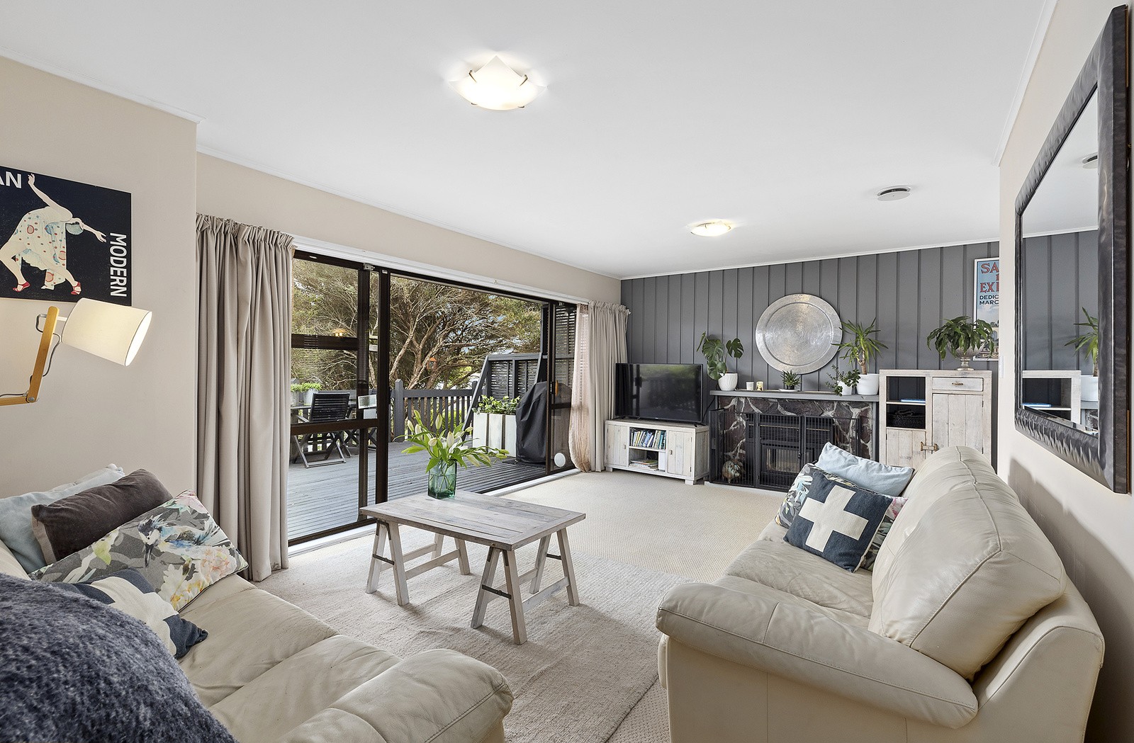1 Lynda Avenue, Paparangi, Wellington City