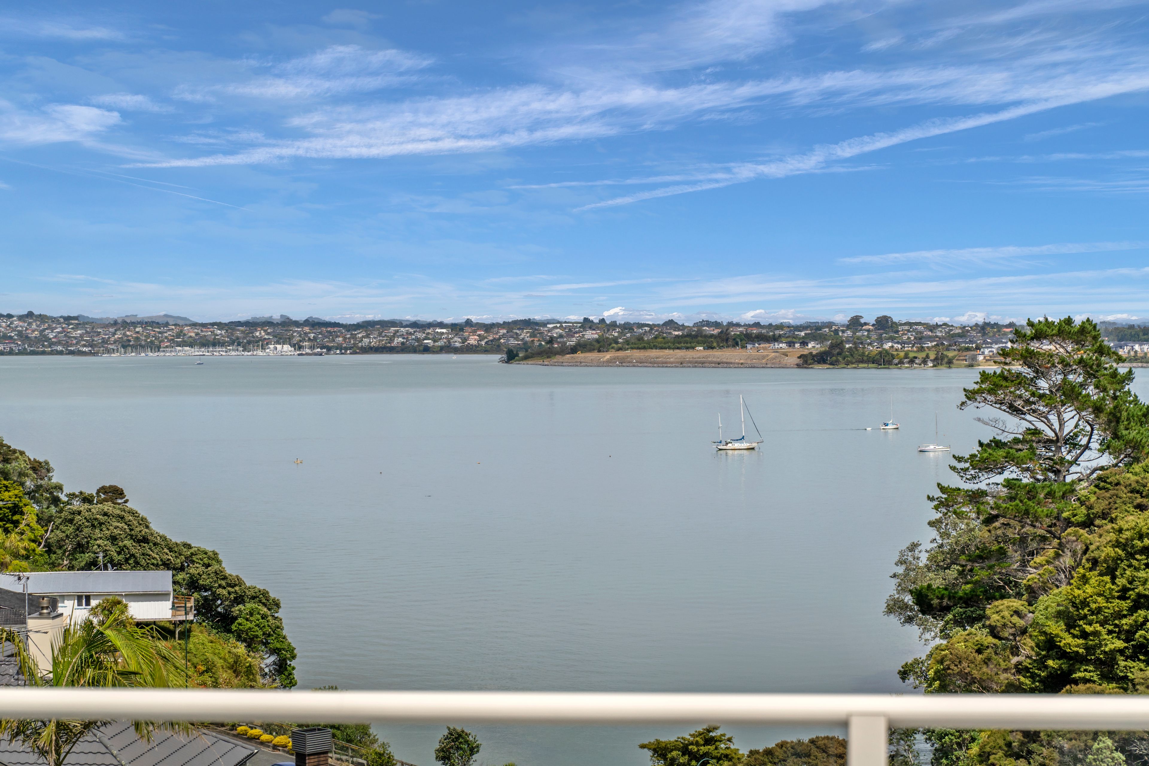 75 Island Bay Road, Beach Haven, North Shore City