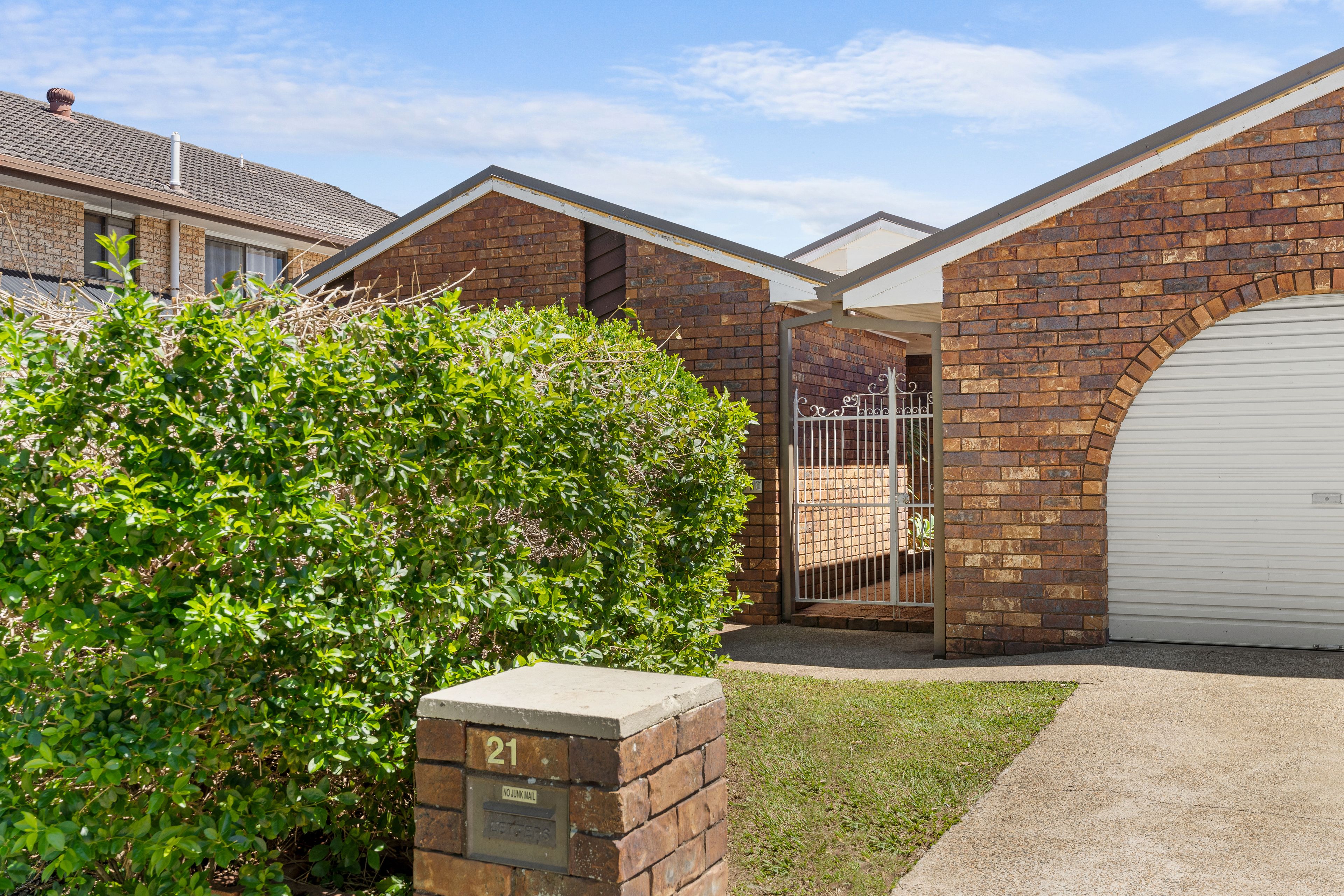 21 Saville Street, Eight Mile Plains, QLD 4113