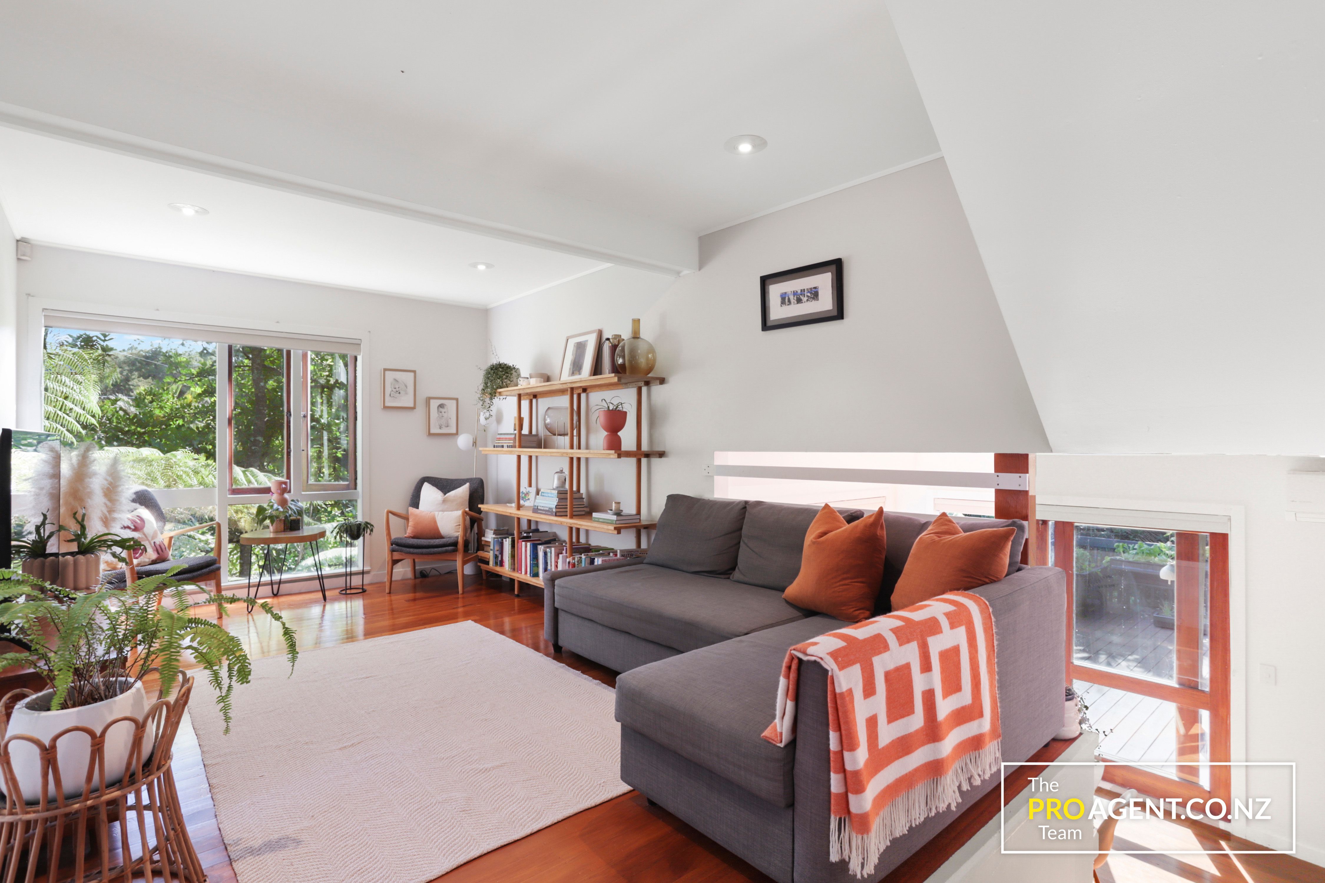 328 Huia Road, Titirangi, Waitakere City