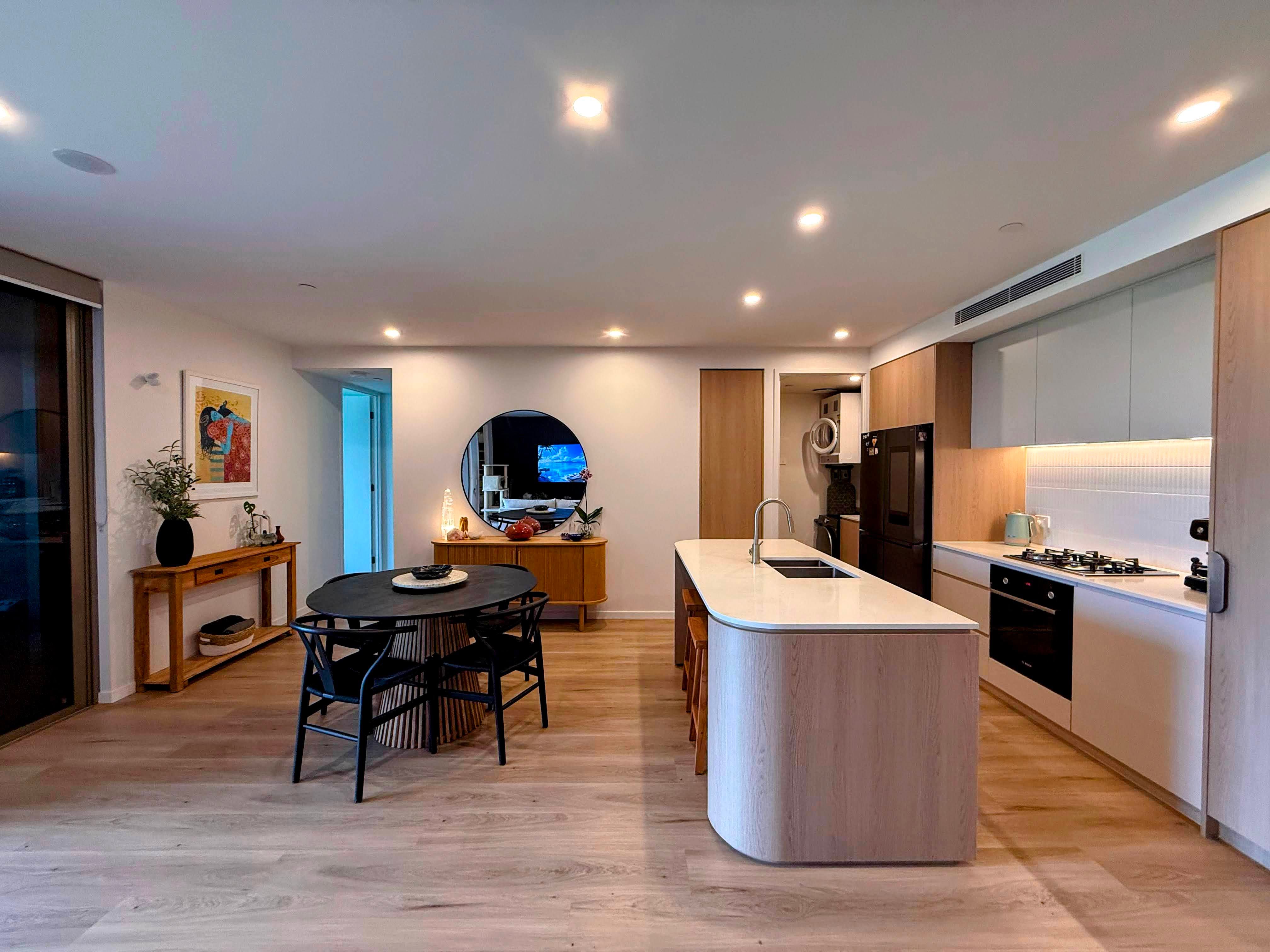 303/146 Surf Parade, Broadbeach QLD 4218