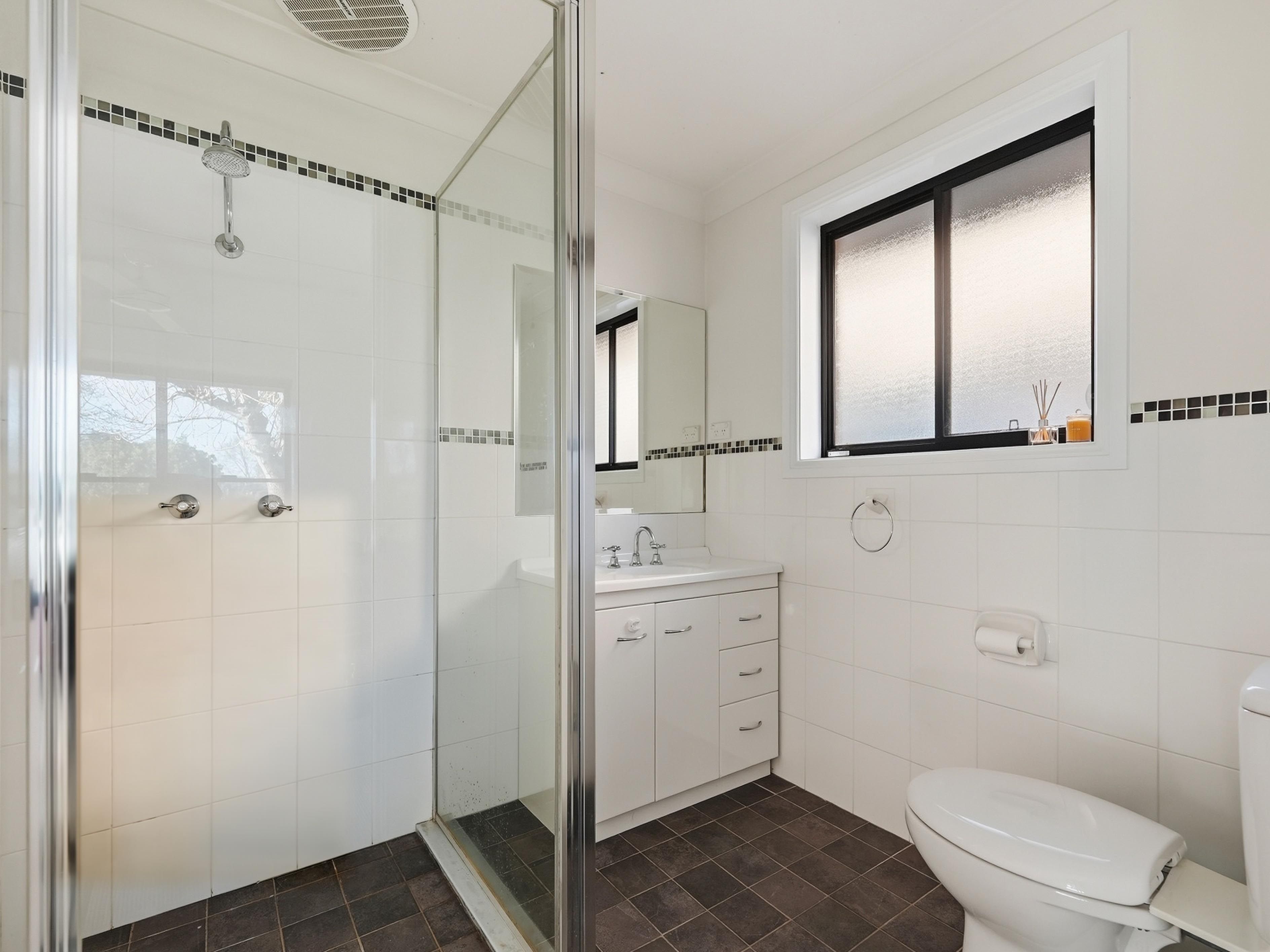 73 Loren Street — photo 6 of 16