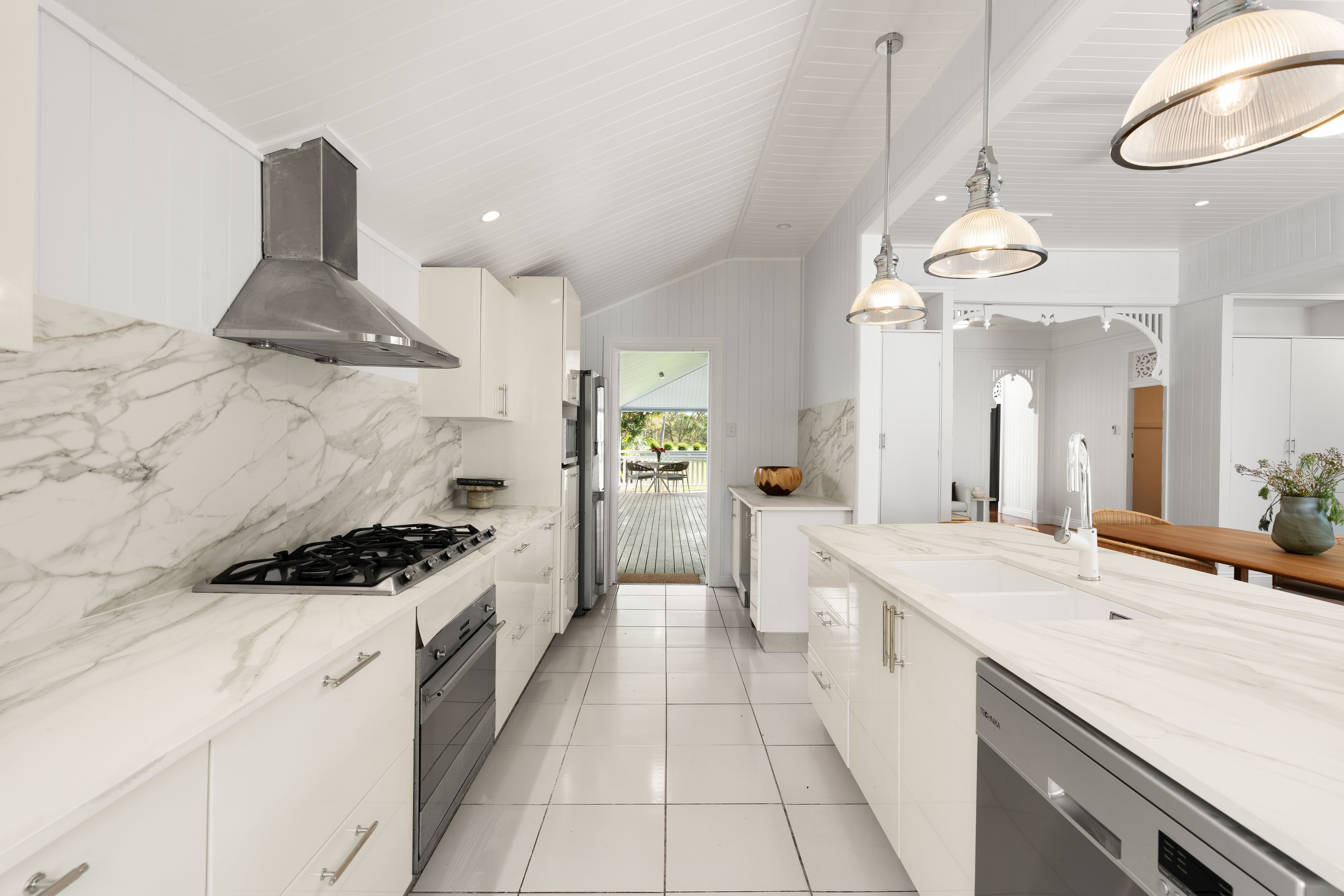 24 York Street — photo 6 of 12