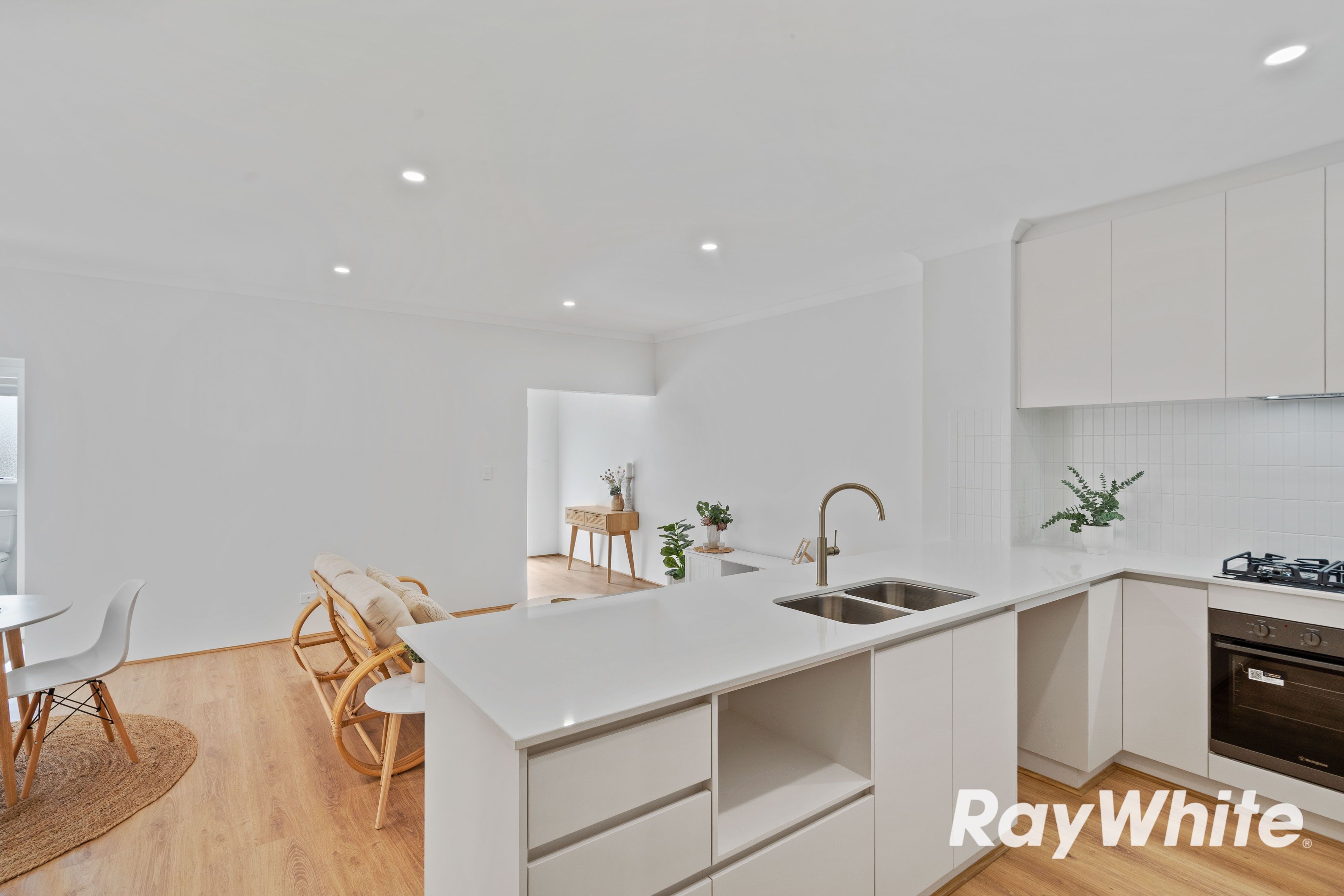 22/101 Oakleigh Drive — photo 24 of 25