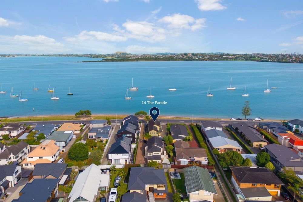 14 The Parade, Bucklands Beach, Manukau City