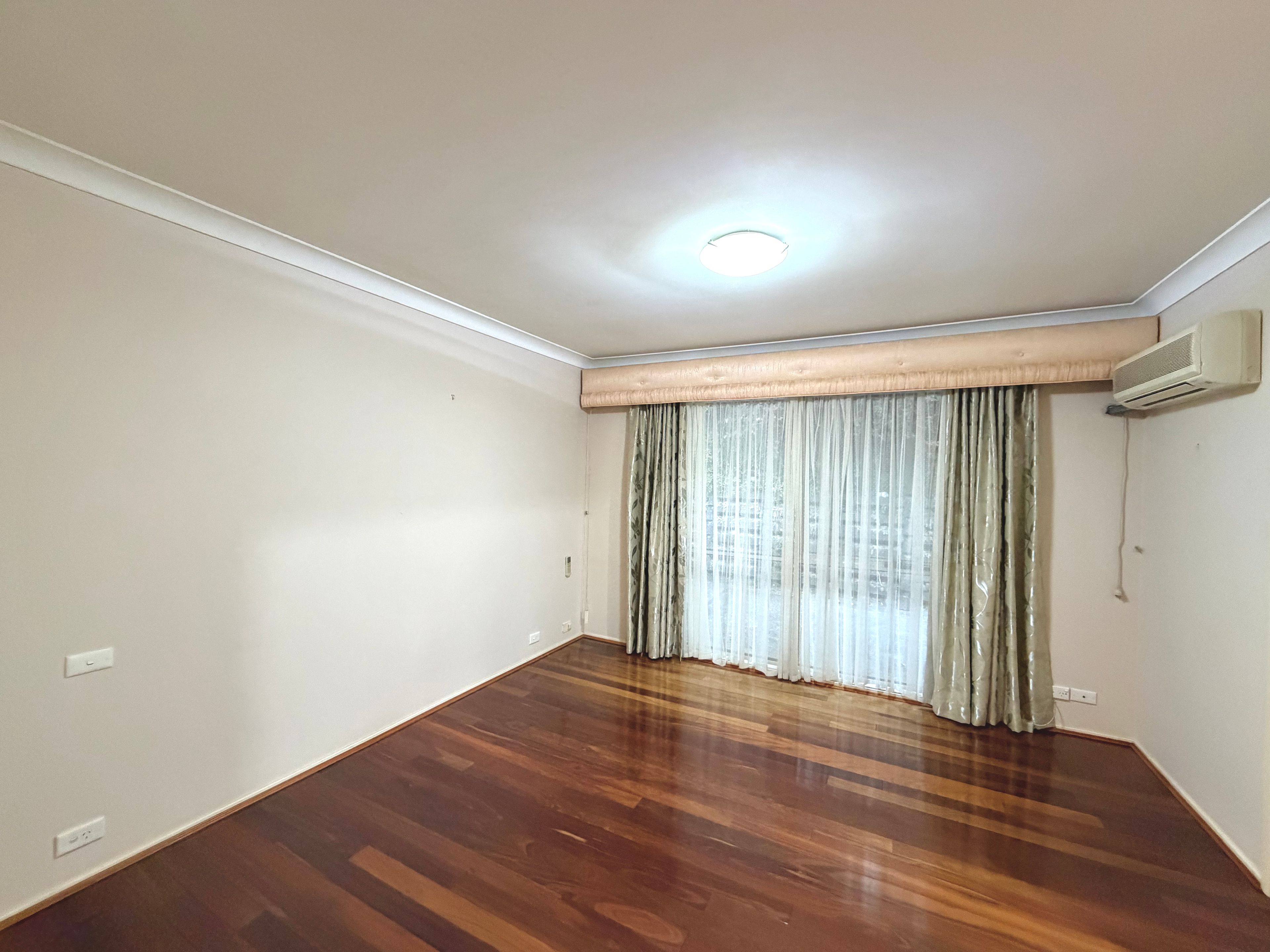 8 Joanne Close — photo 7 of 9