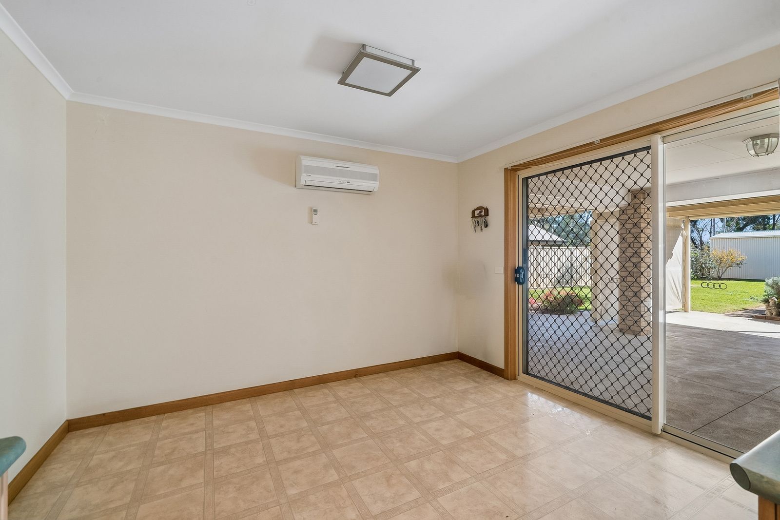 28 Barwon Street — photo 6 of 20