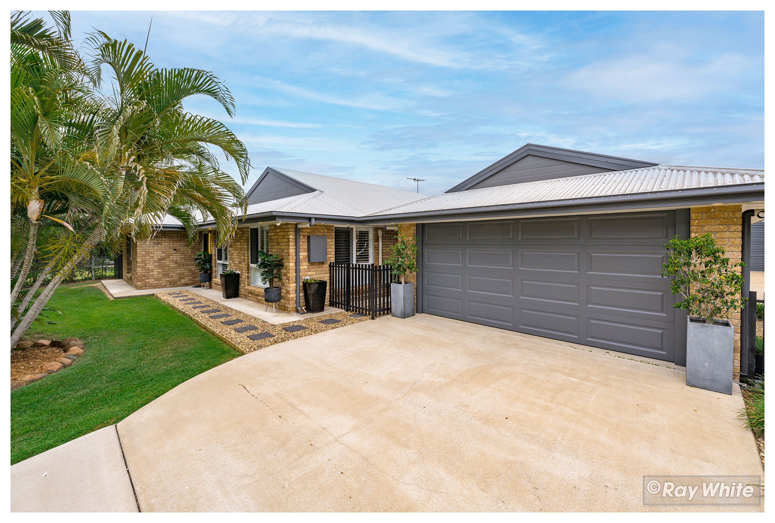 24-26 Bellbird Drive, Parkhurst, QLD 4702