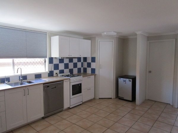 44 Campbell Street, Scarborough, QLD 4020