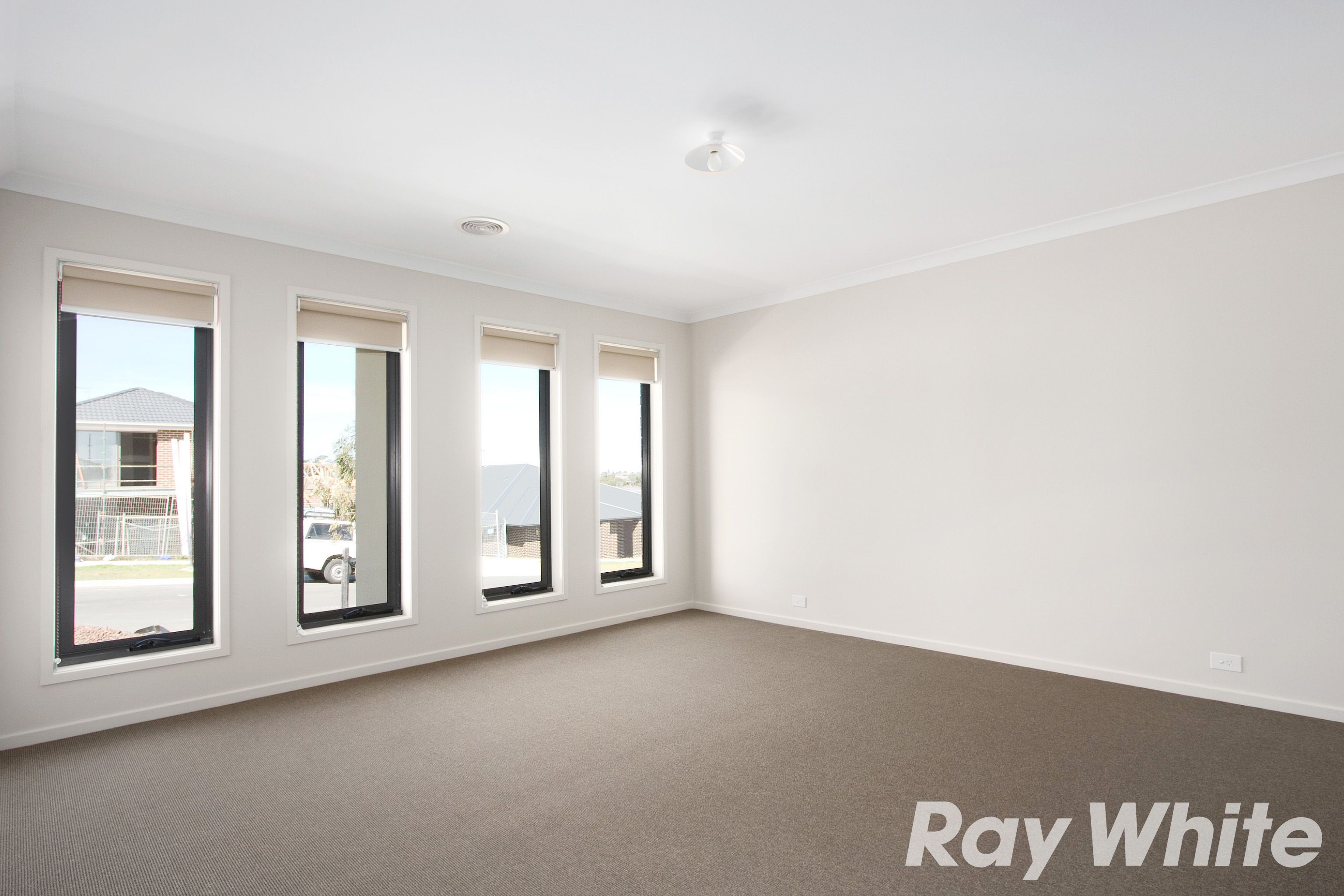 23 Grattan Way, Pakenham, VIC 3810