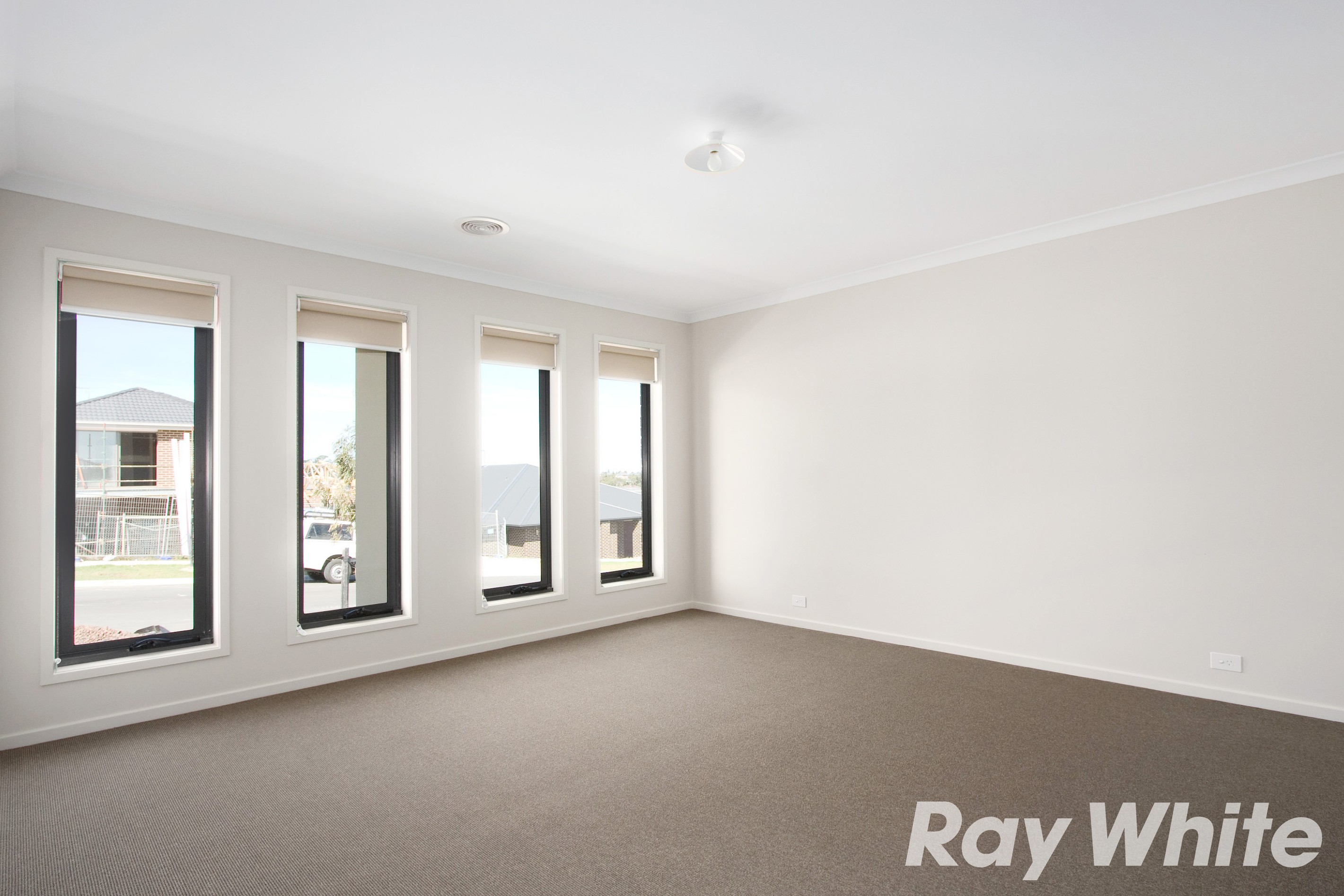 23 Grattan Way, Pakenham, VIC 3810