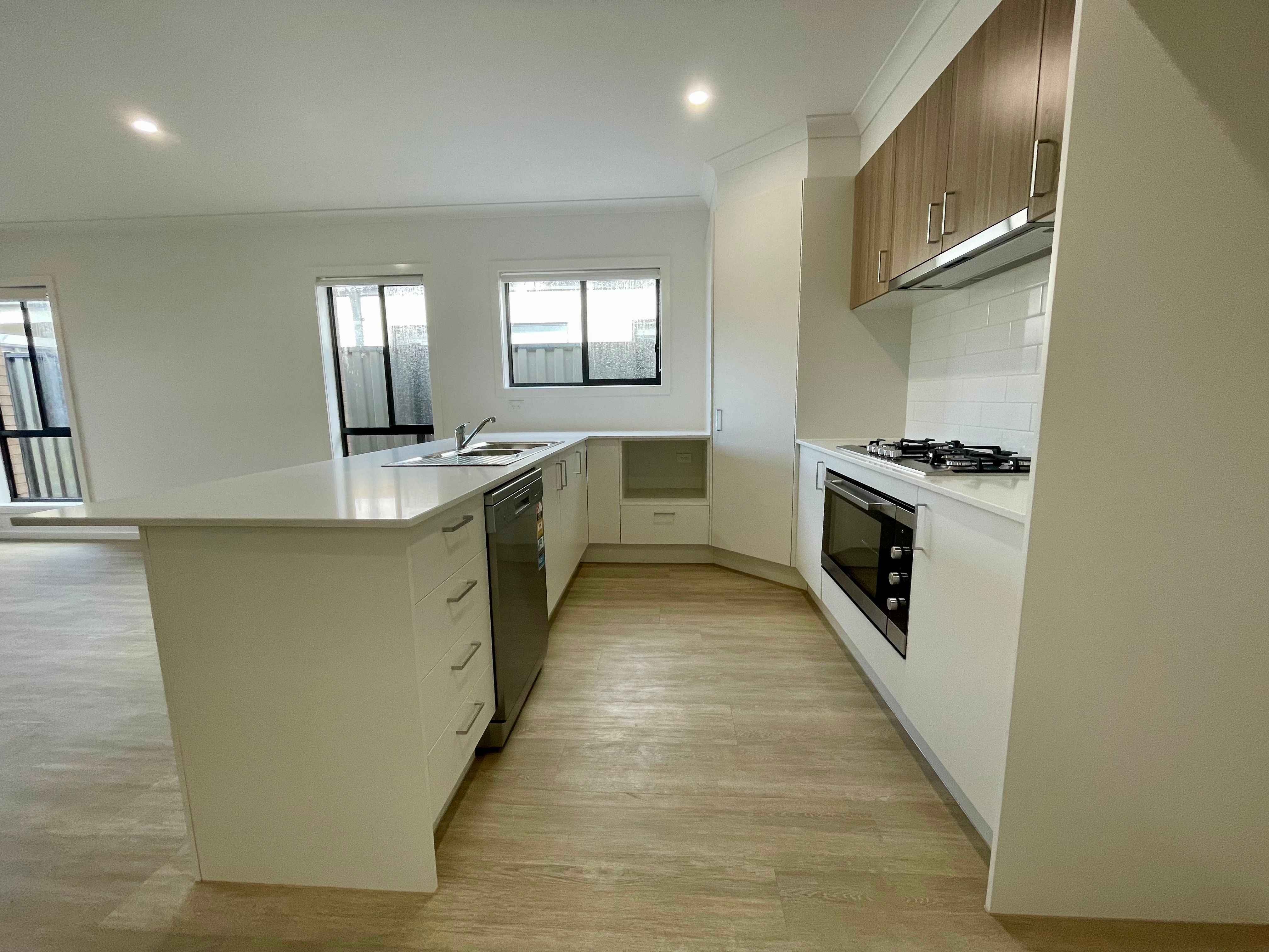 12 Trondheim Street, Rockbank, VIC 3335