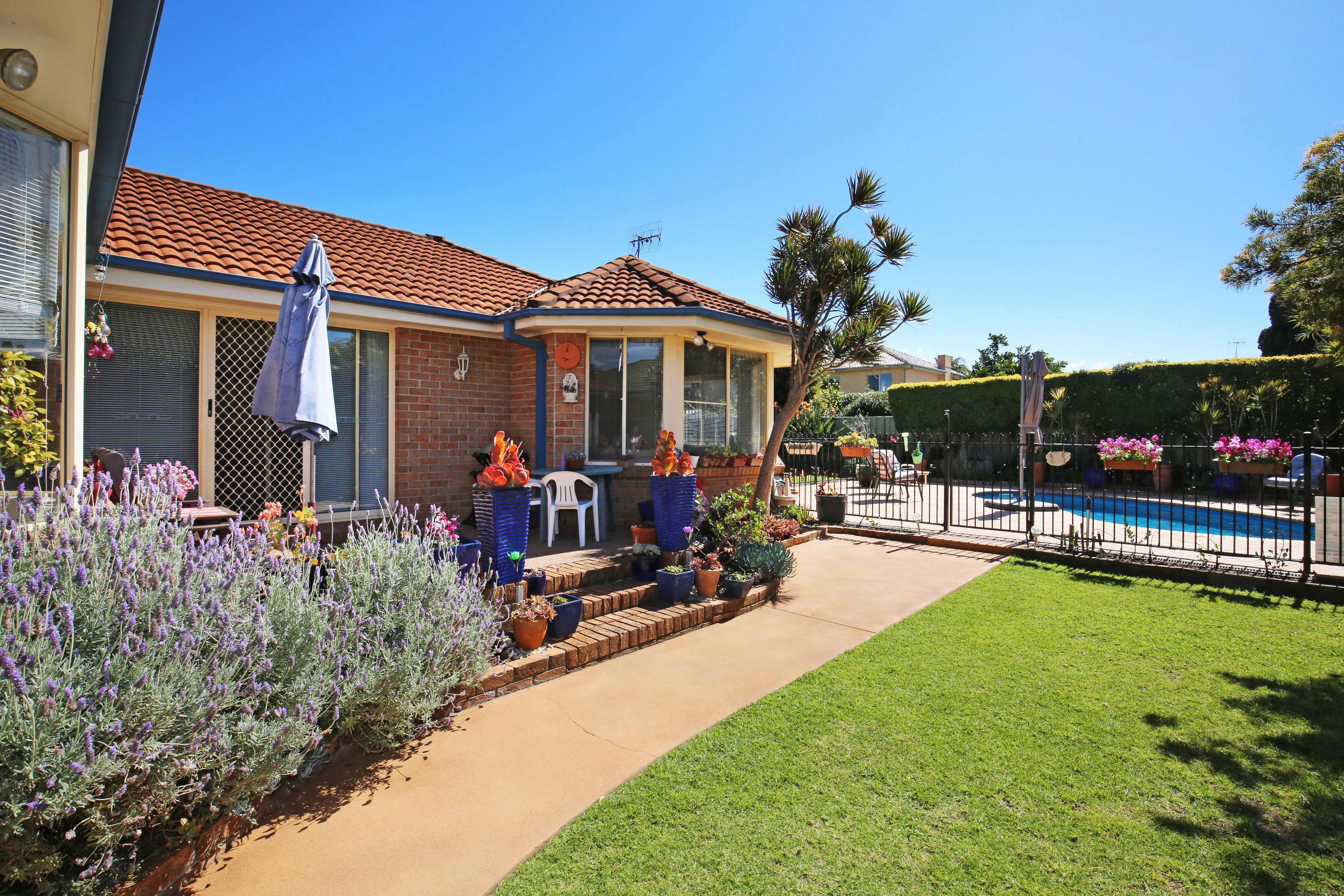 45 Lyrebird Drive