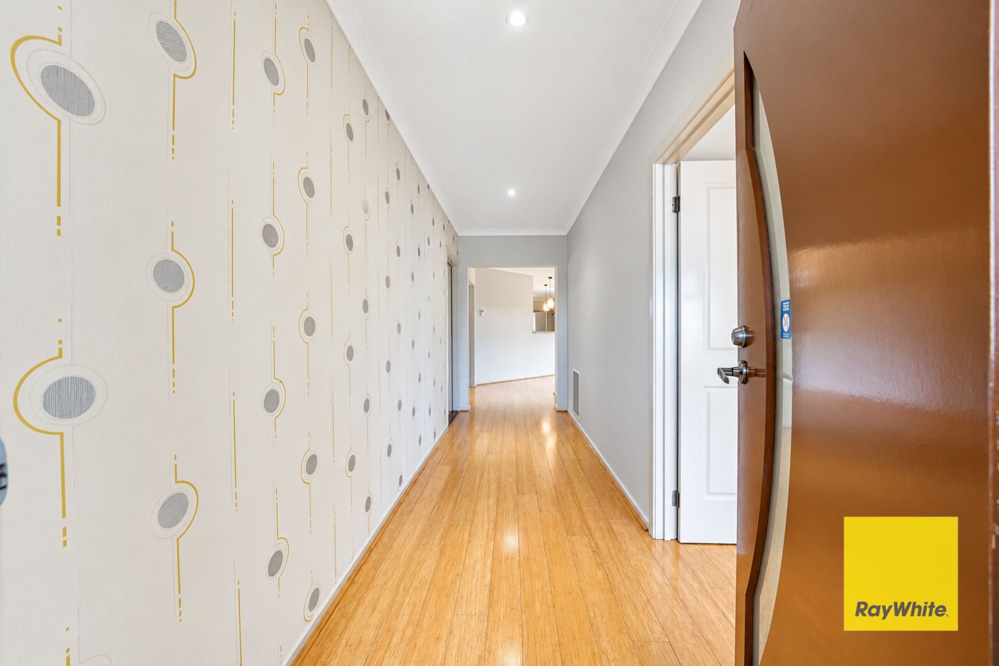149 Hummingbird Boulevard — photo 3 of 20