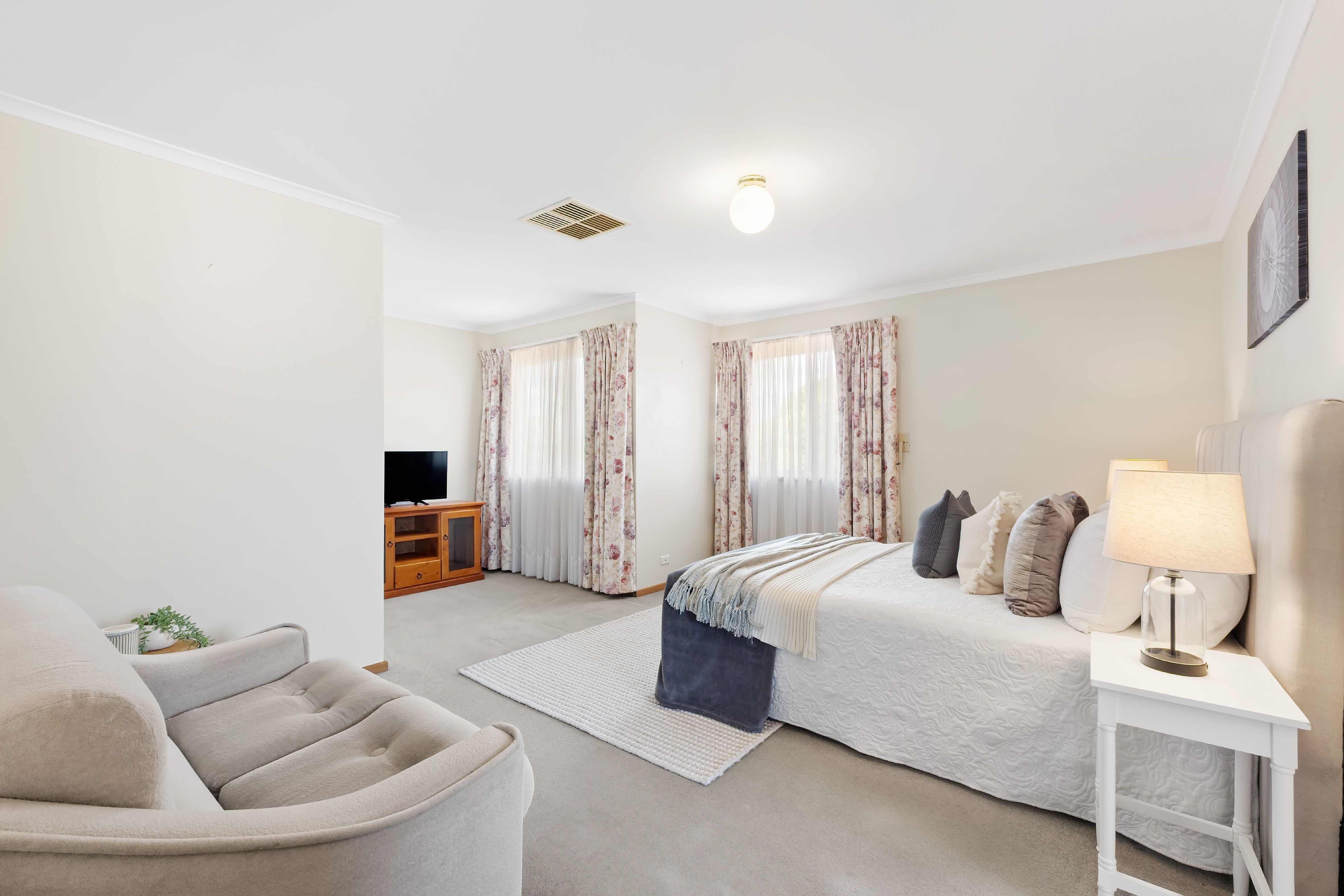 3 Clayton Court — photo 8 of 16