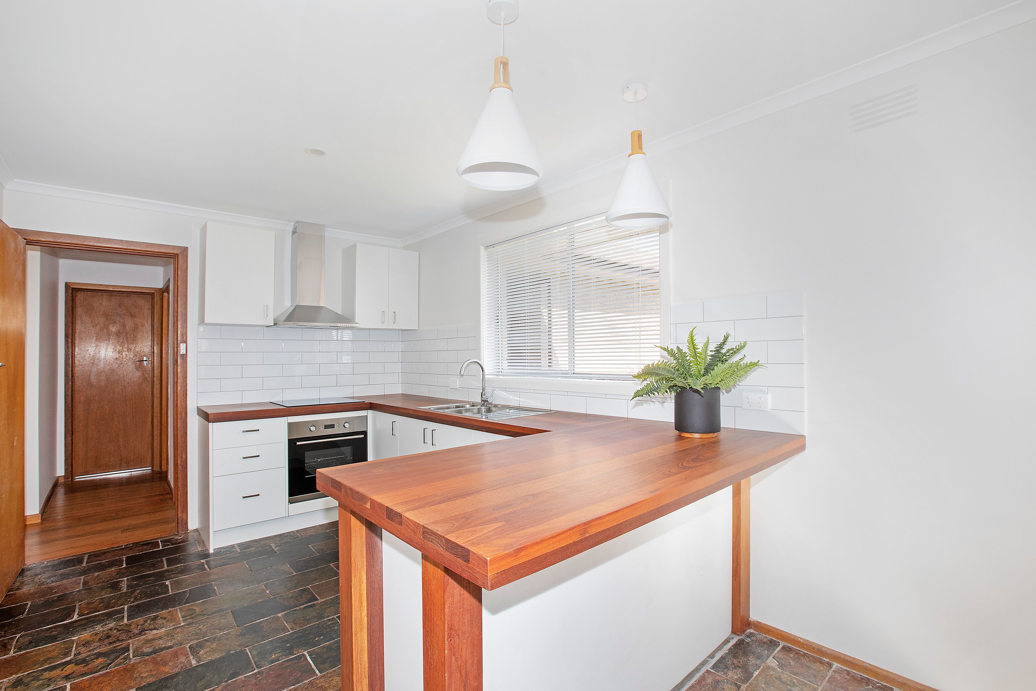 273 Scenic Road, Highton, VIC 3216