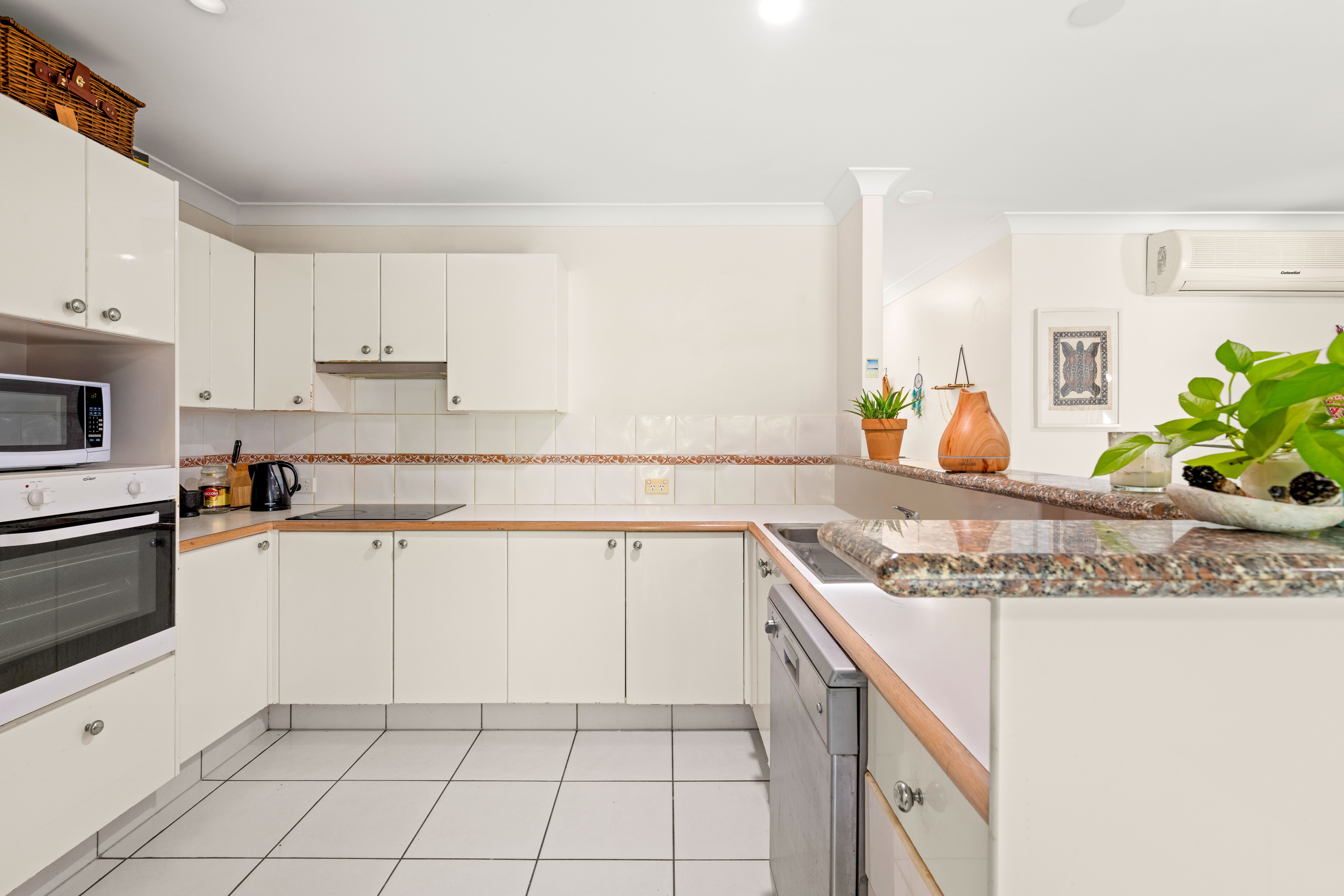 15B/1 Great Hall Drive, Miami, QLD 4220