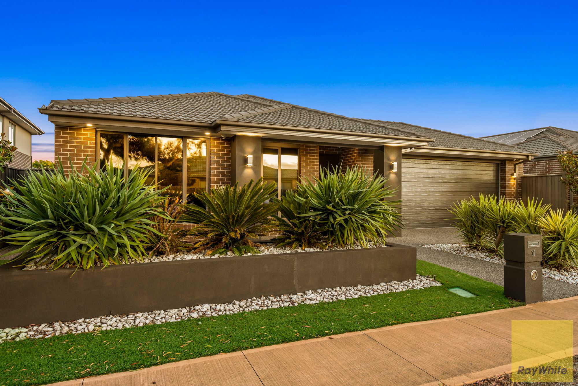 11 Fieldwren Drive, Williams Landing, VIC 3027