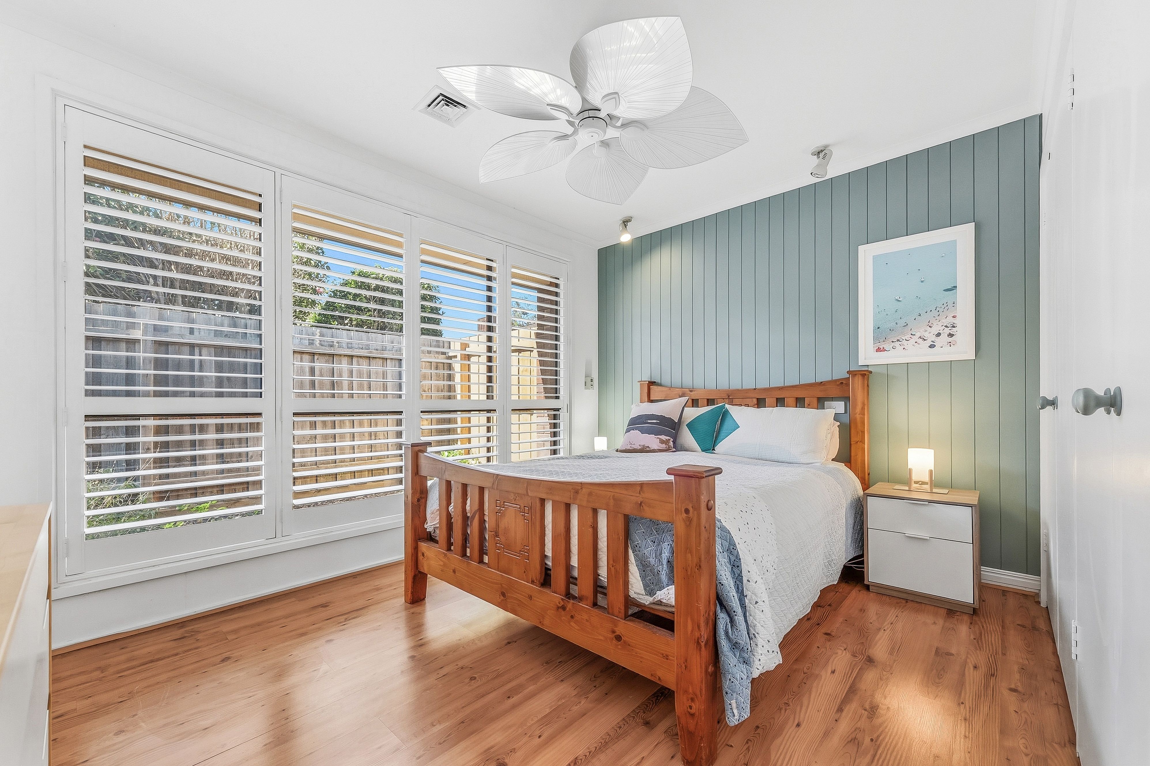 16 Rowena Rise — photo 9 of 19