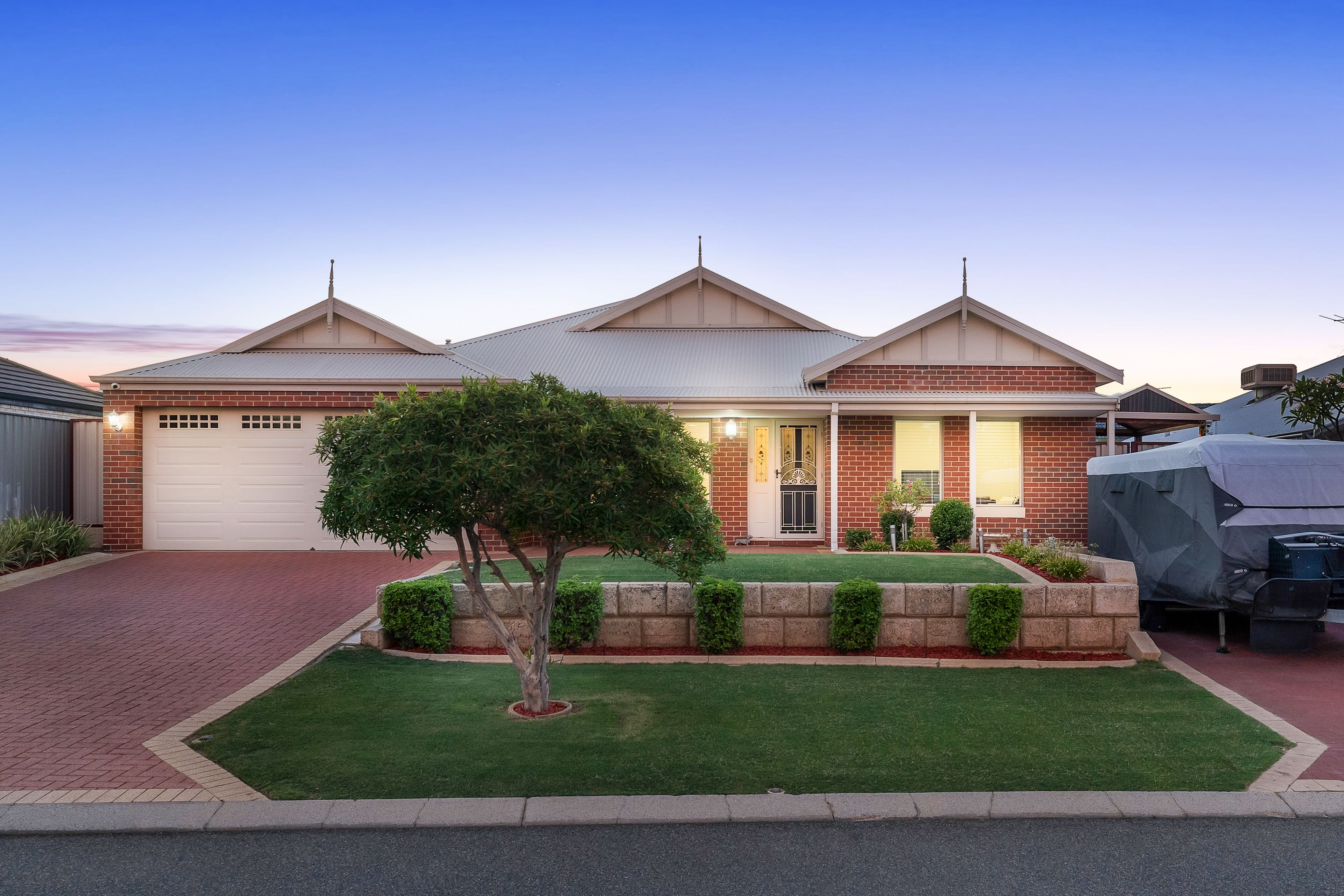 16 Kootingal Bend, Baldivis, WA Home For Sale • Ray White