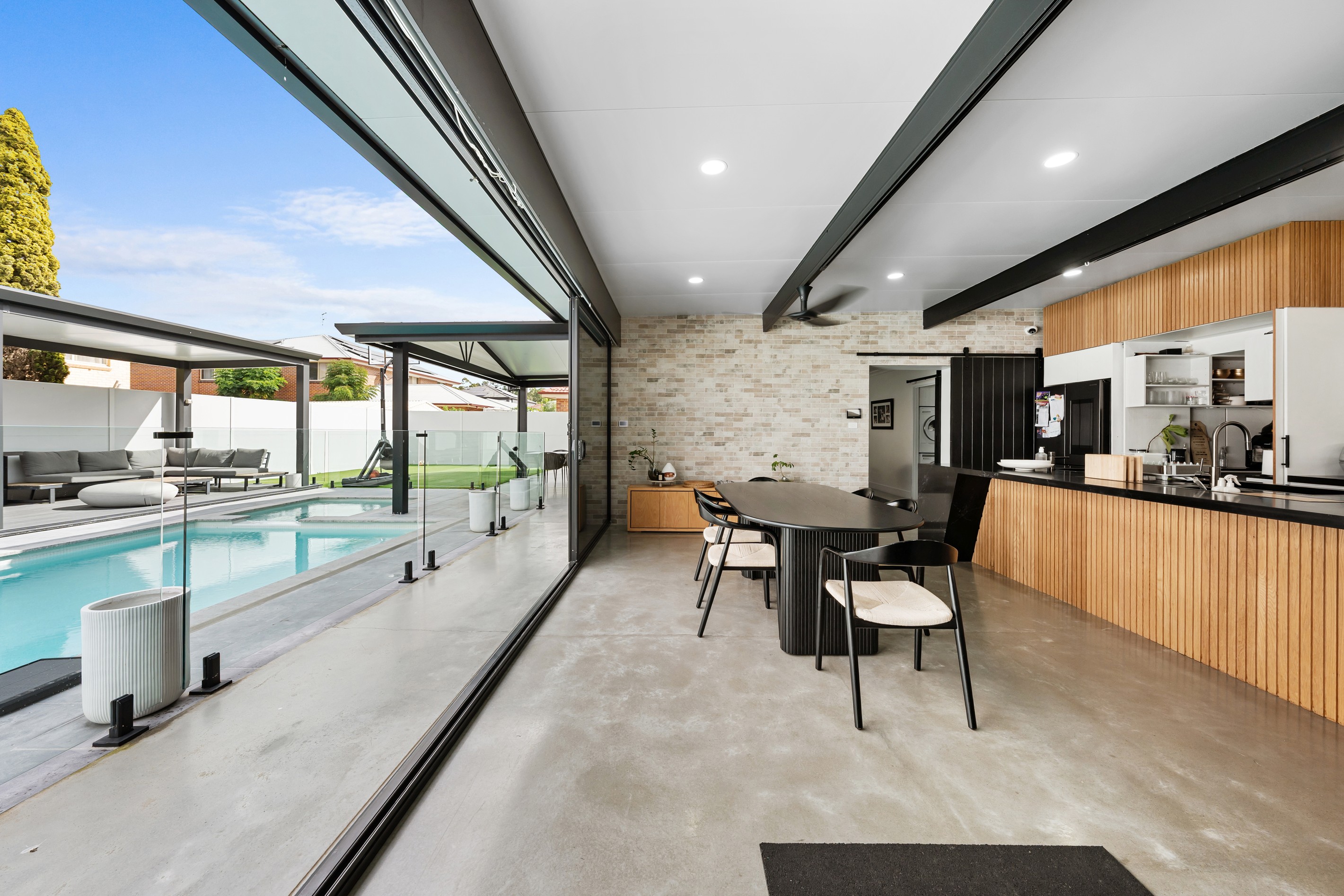 18 Anjou Circuit, Cecil Hills, NSW 2171