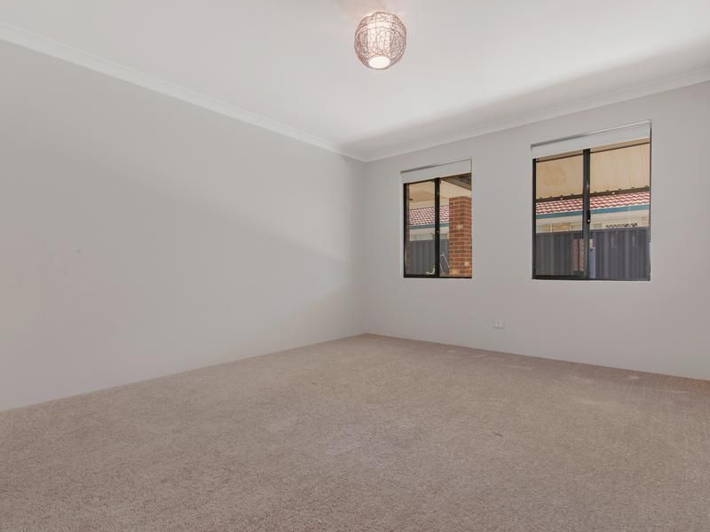 4 Vila Do Porto Crescent — photo 22 of 29