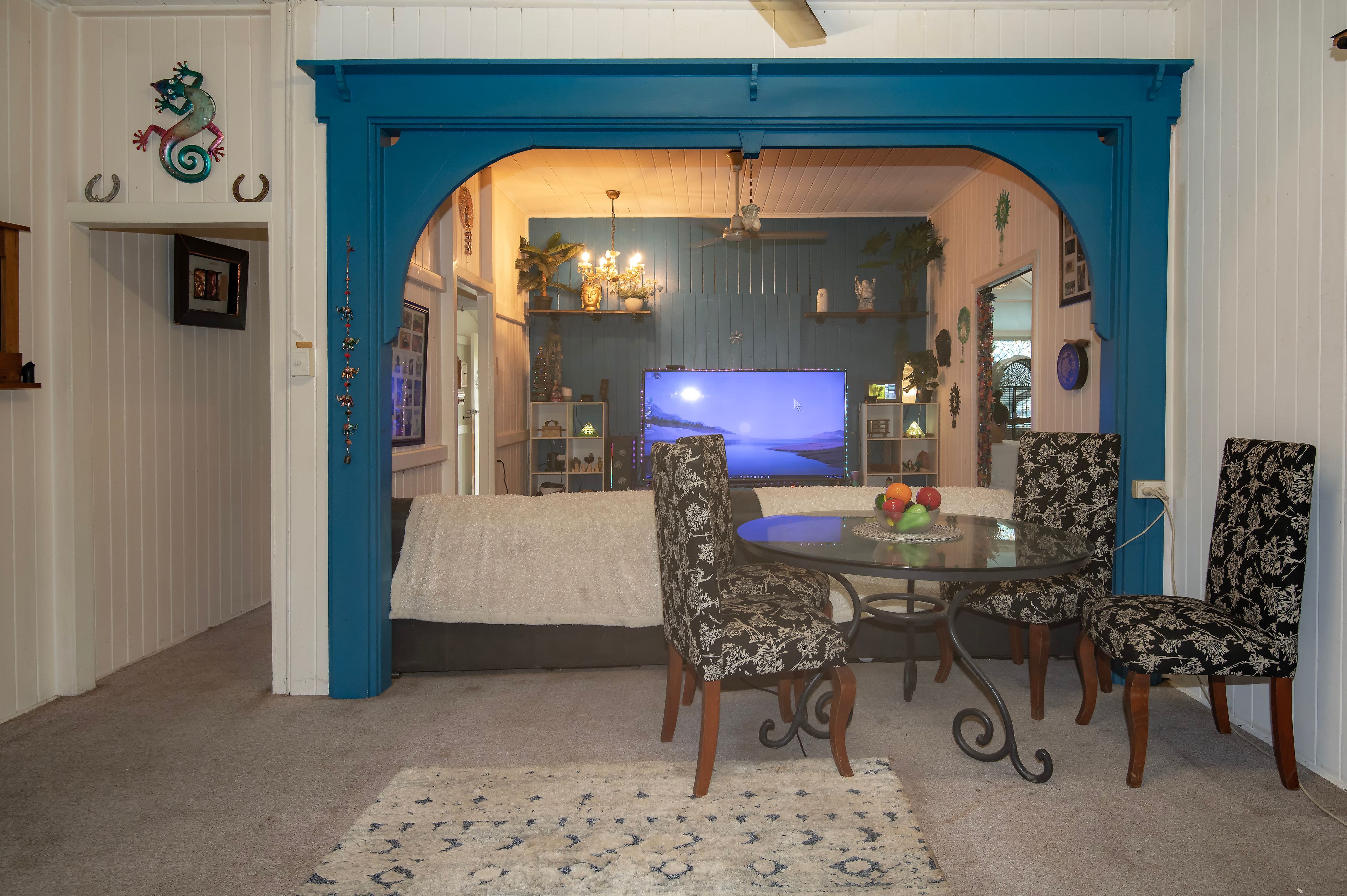 147 Kariboe Street — photo 5 of 16