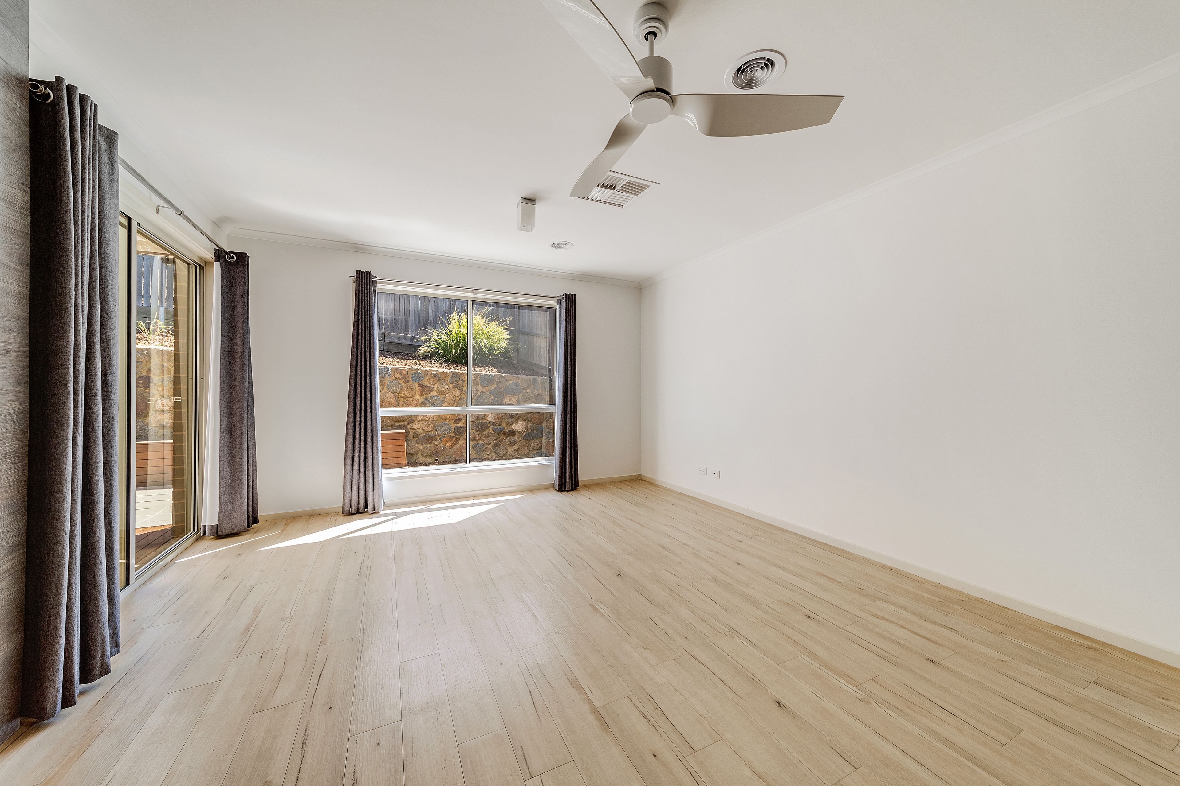 16 Mick Shann Terrace, Casey, ACT 2913