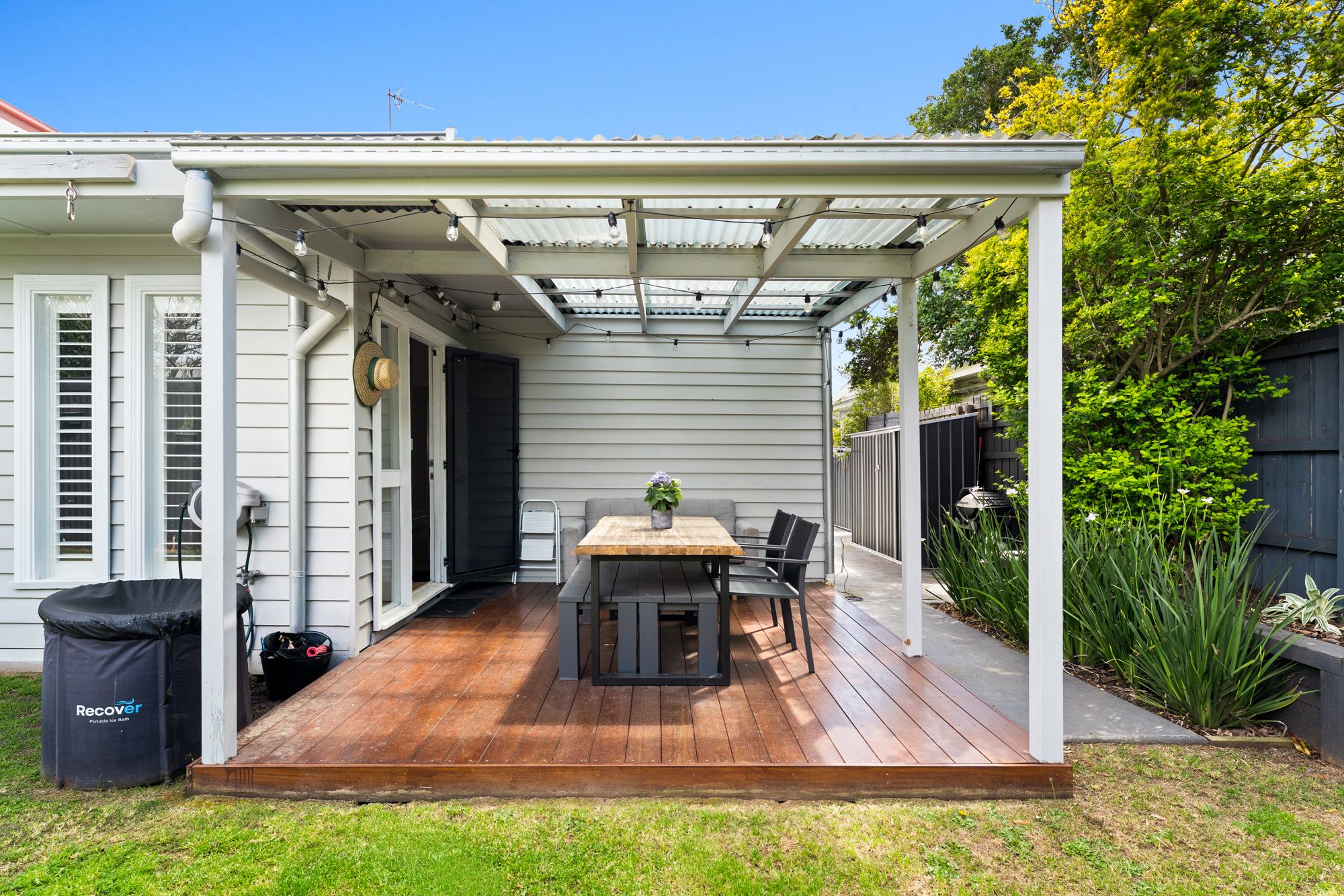27 Yarra Street — photo 19 of 23