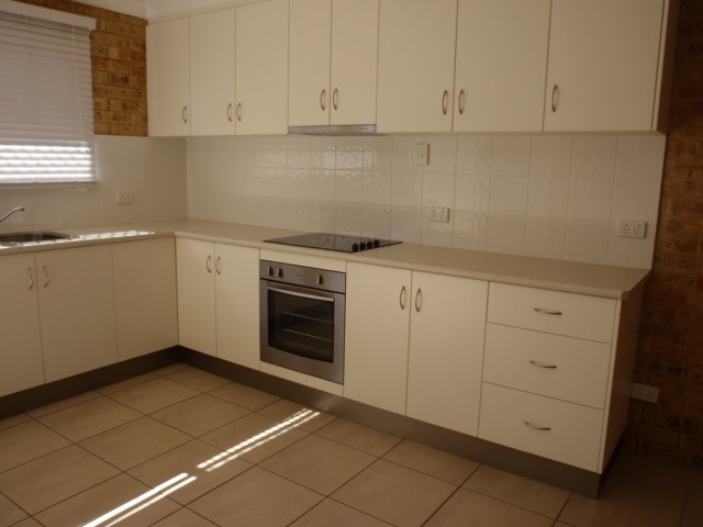 3/41 Baker Street, Emerald, QLD 4720