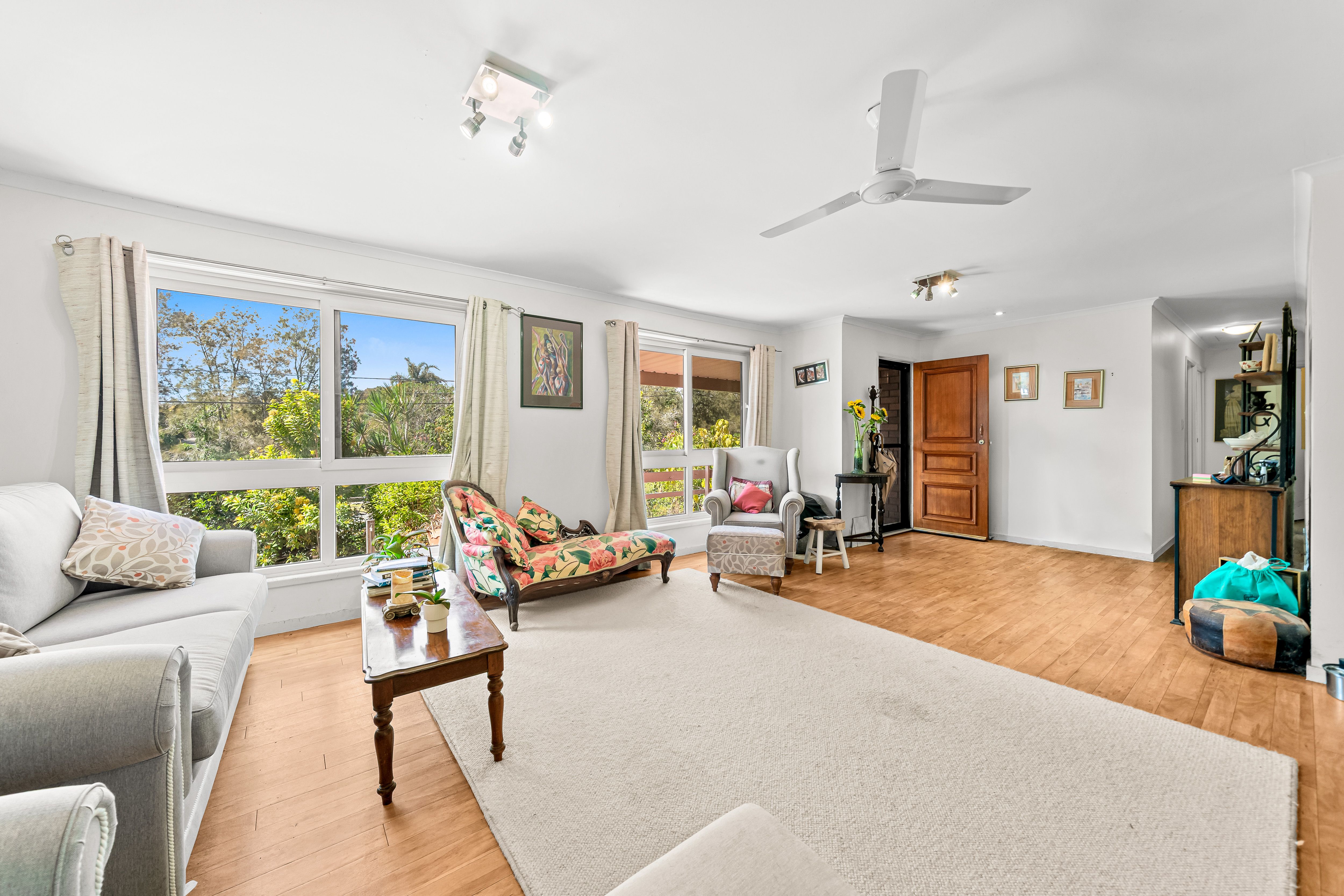 149 Parfrey Road — photo 3 of 13