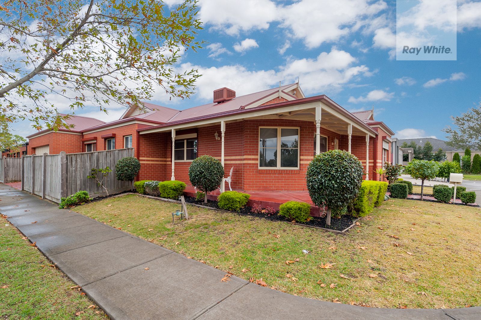 35 Bellfield Drive, Craigieburn, VIC 3064