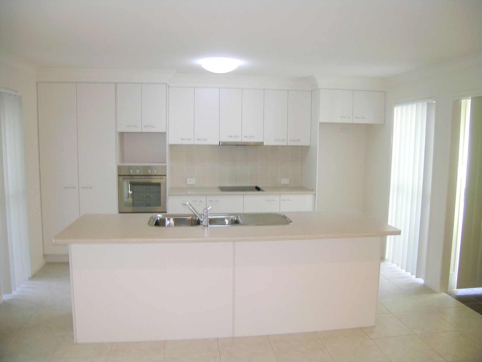 Springfield Lakes, QLD 4300