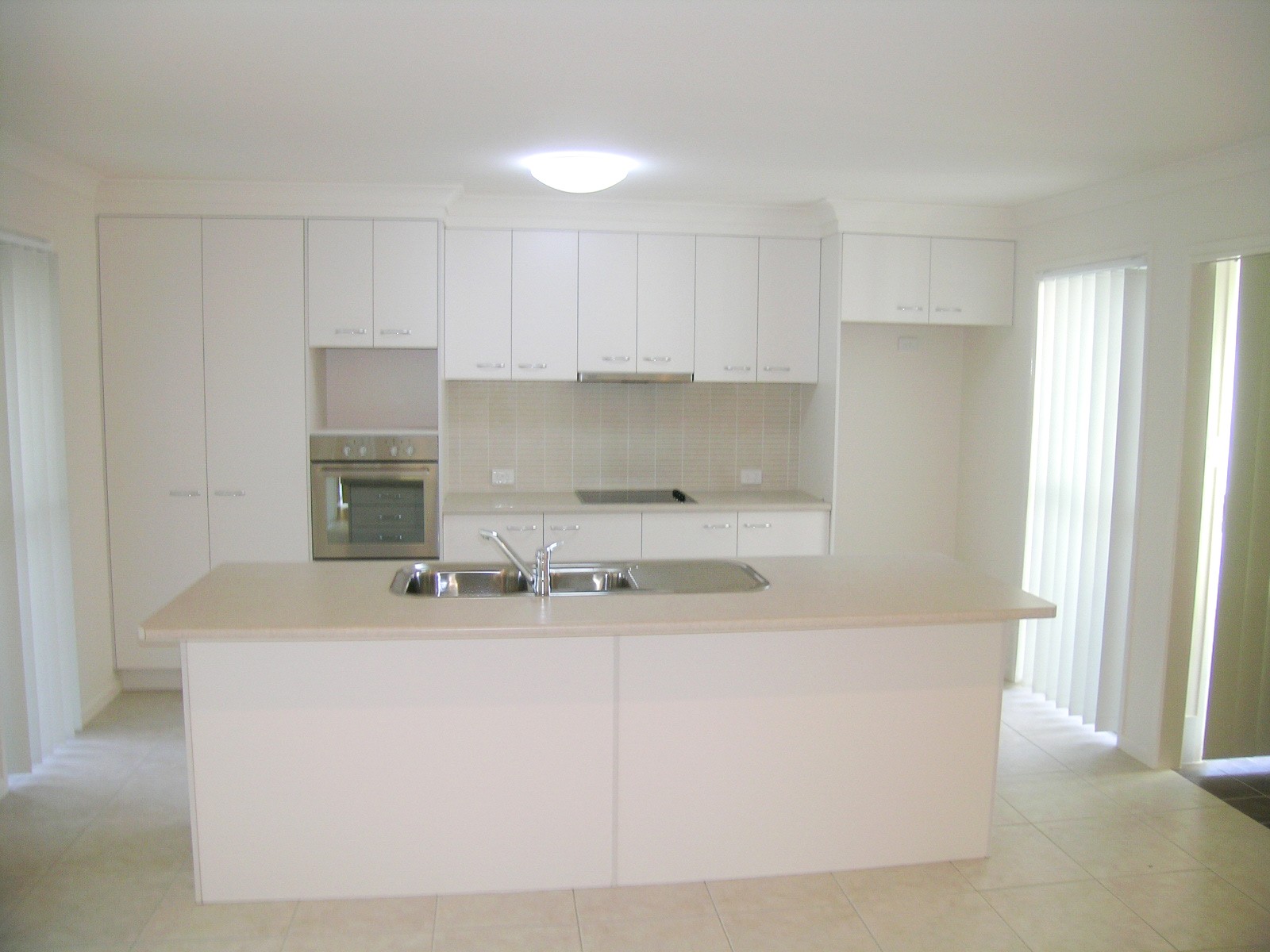 Springfield Lakes, QLD 4300