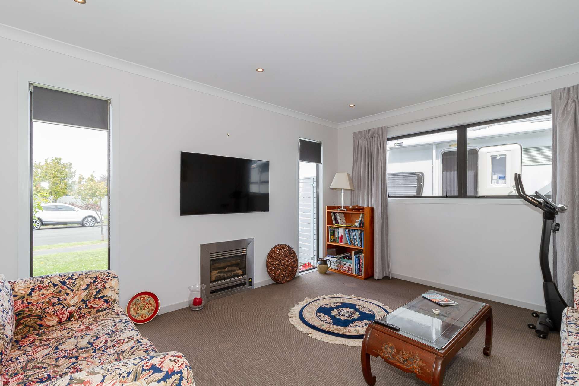 18 Akaroa Road photo 6