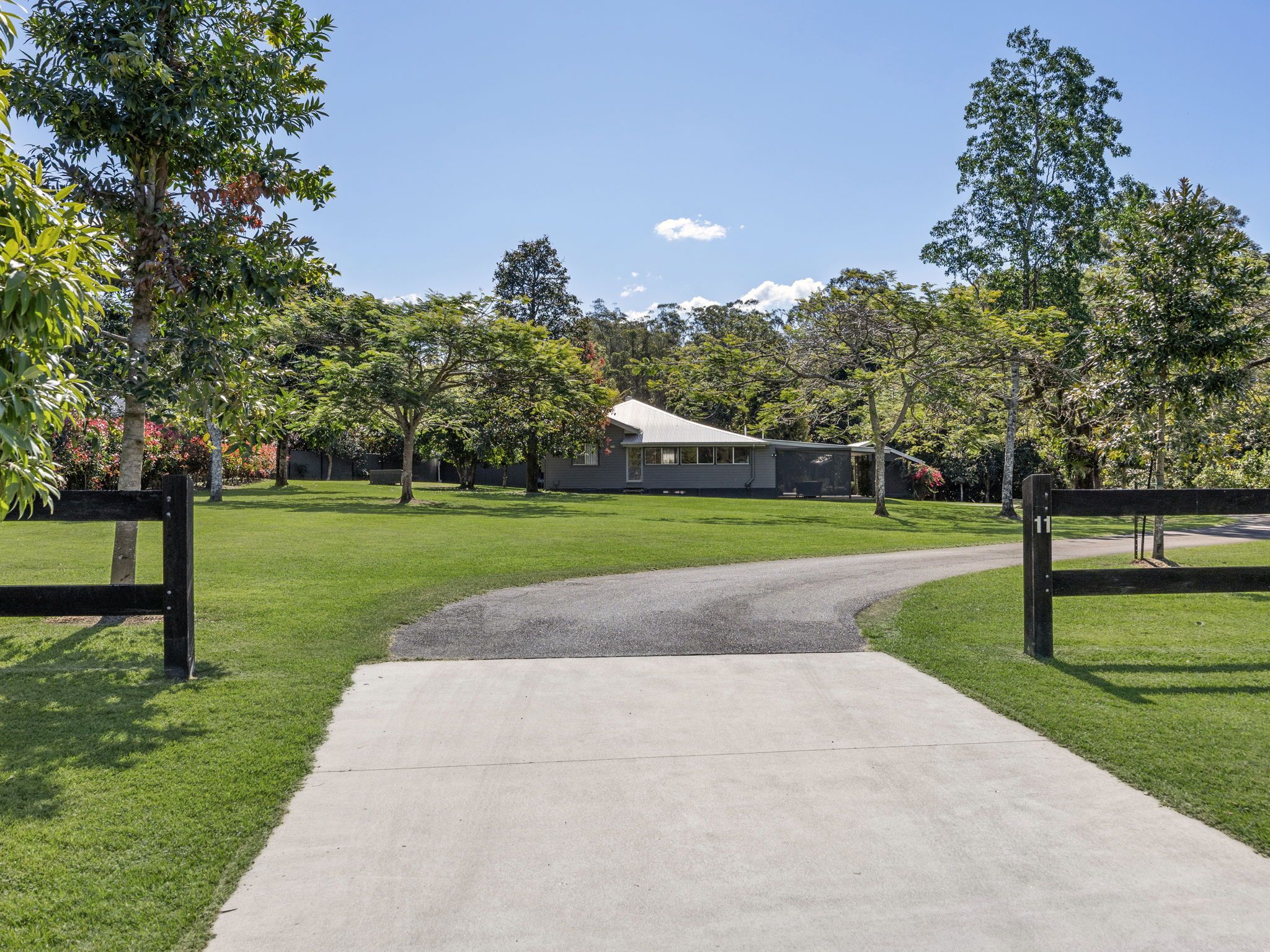 11 Kauri Court, Beerwah, QLD 4519