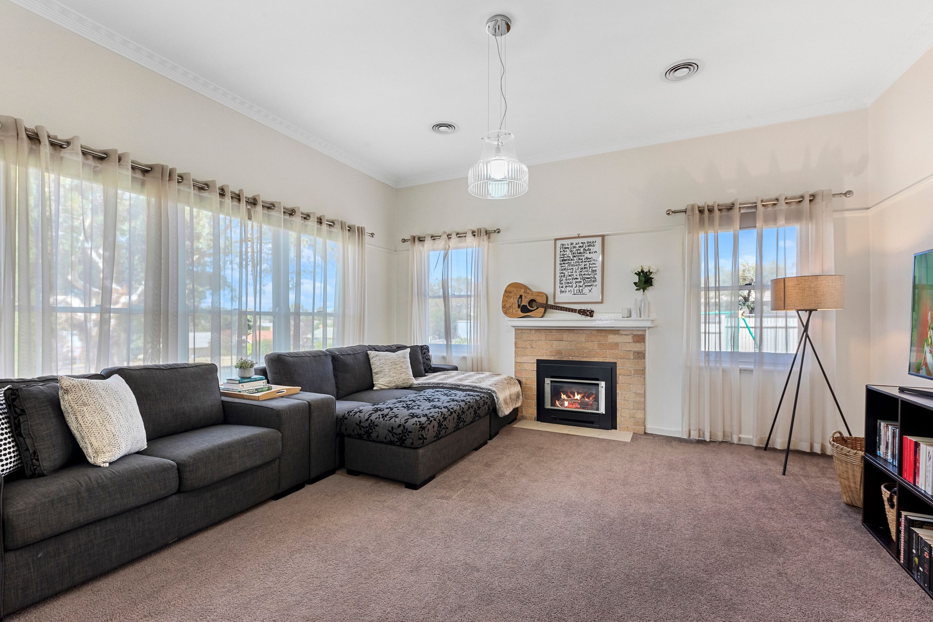 57 Russell Street, Quarry Hill, VIC 3550