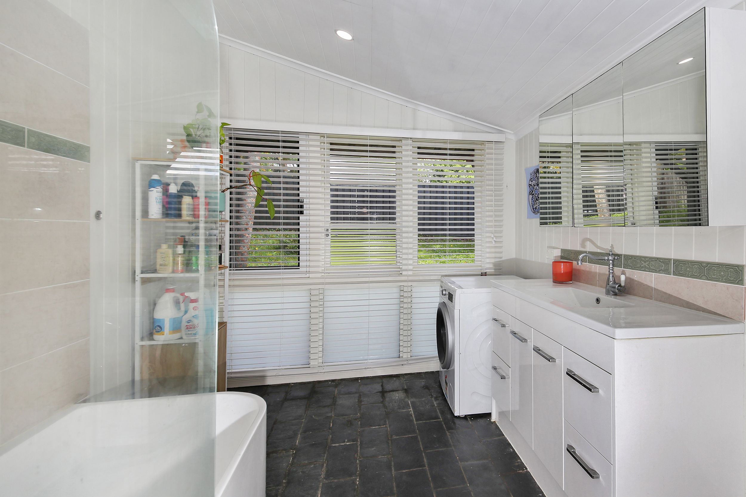 87 Elizabeth Street — photo 12 of 19