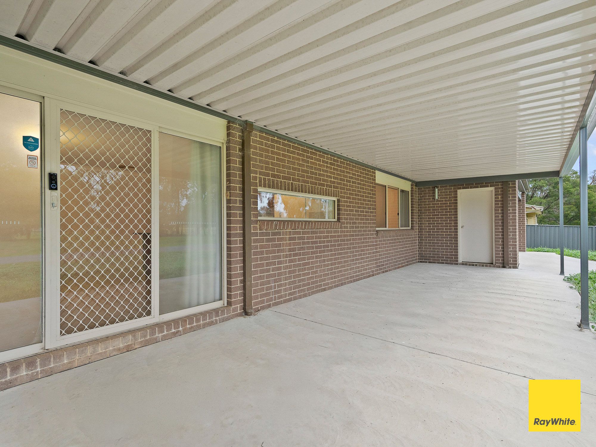 61 Elizabeth Street — photo 11 of 16