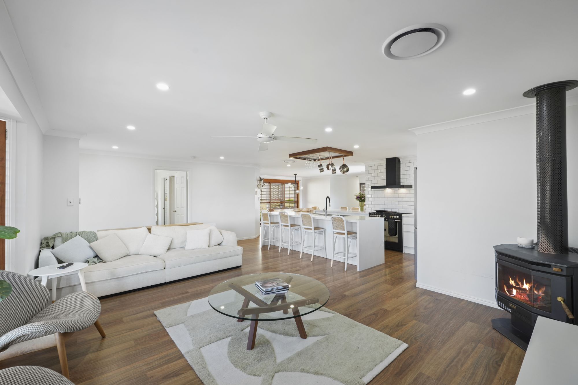 19 Colonial Court — photo 9 of 30