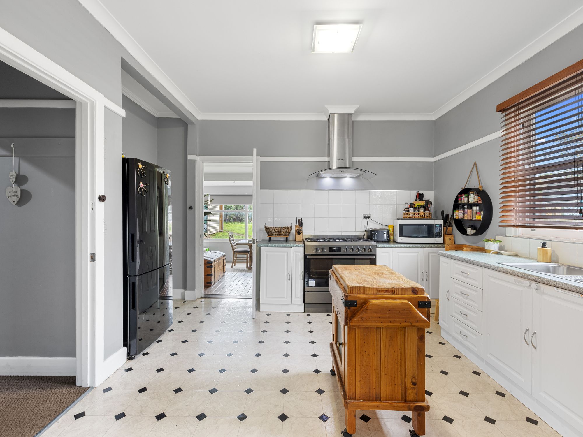 41 Farmers Road — photo 6 of 19
