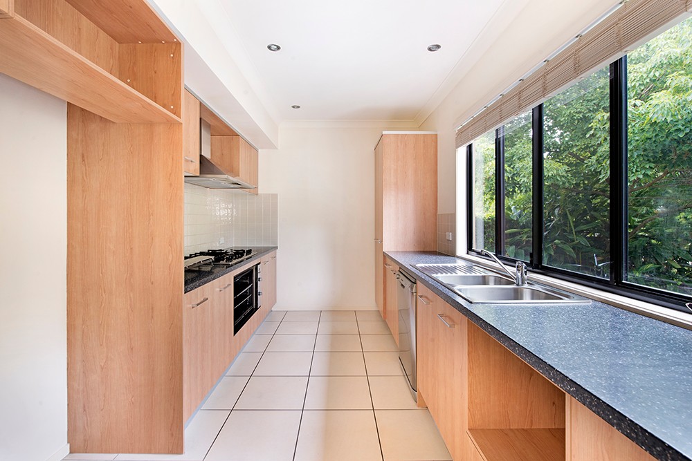 64/1 Celestial Court, Carina, QLD 4152